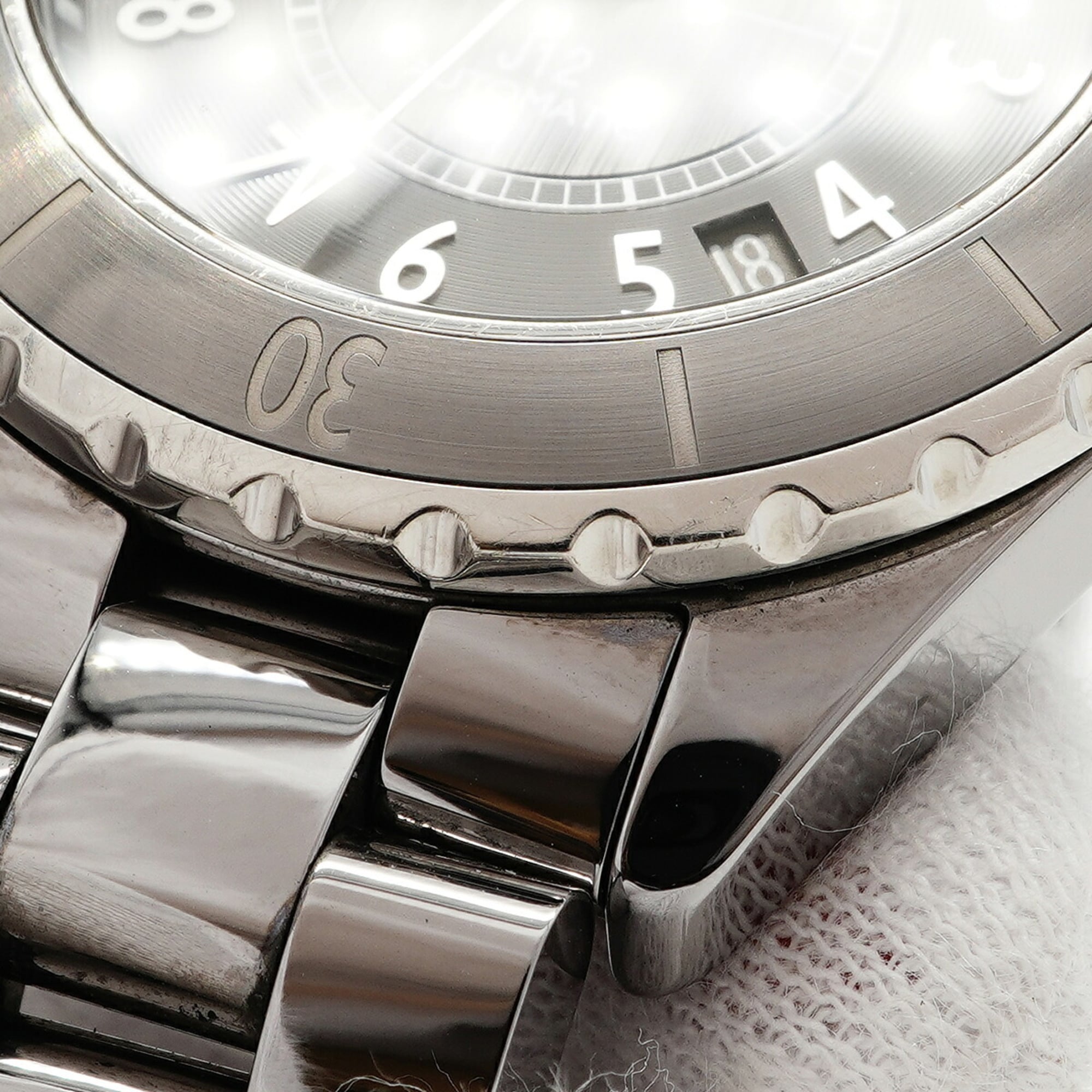 Chanel J12 Chromatic H2979 Gray Dial