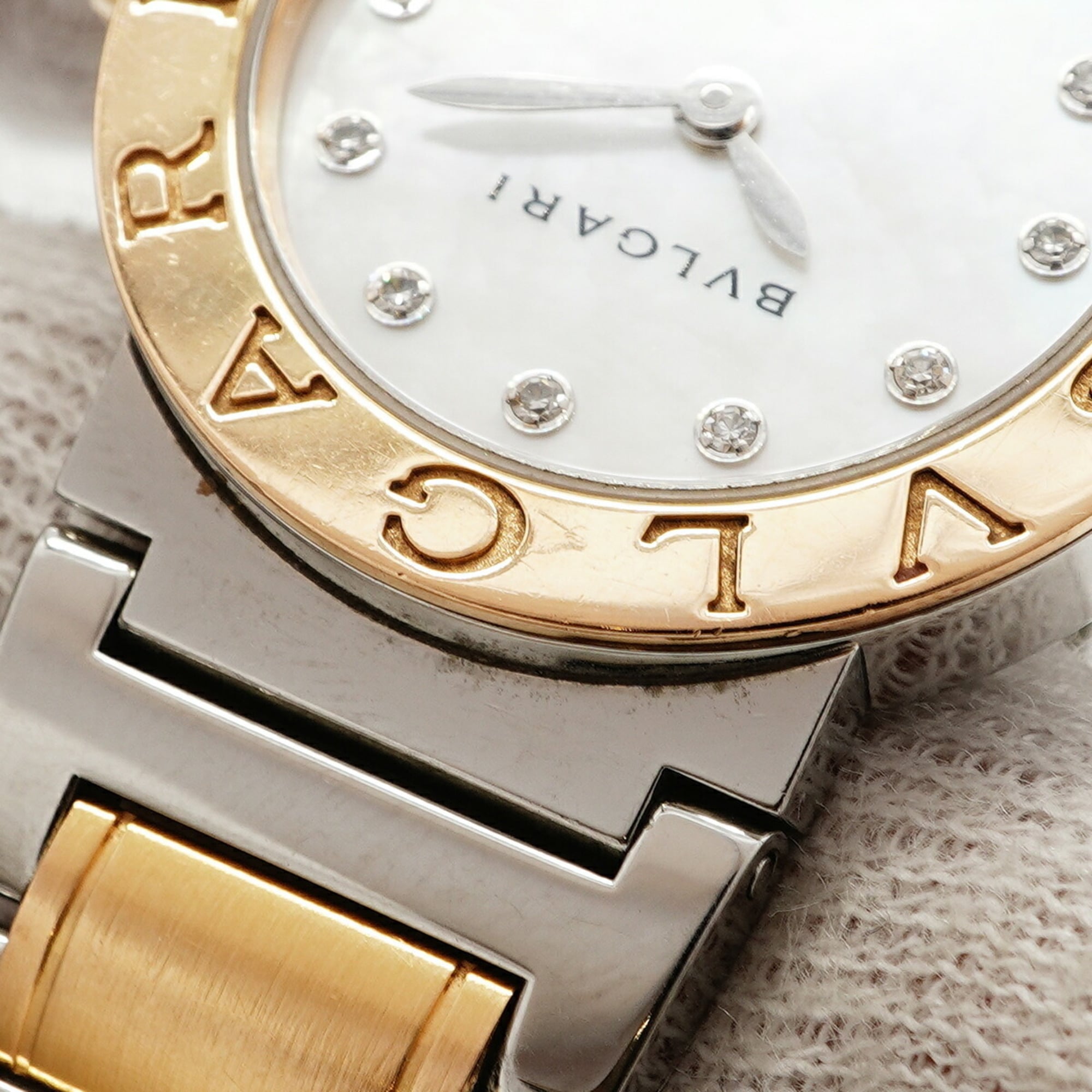 Bvlgari BBLP26SG Damenuhr Weiß Zifferblatt