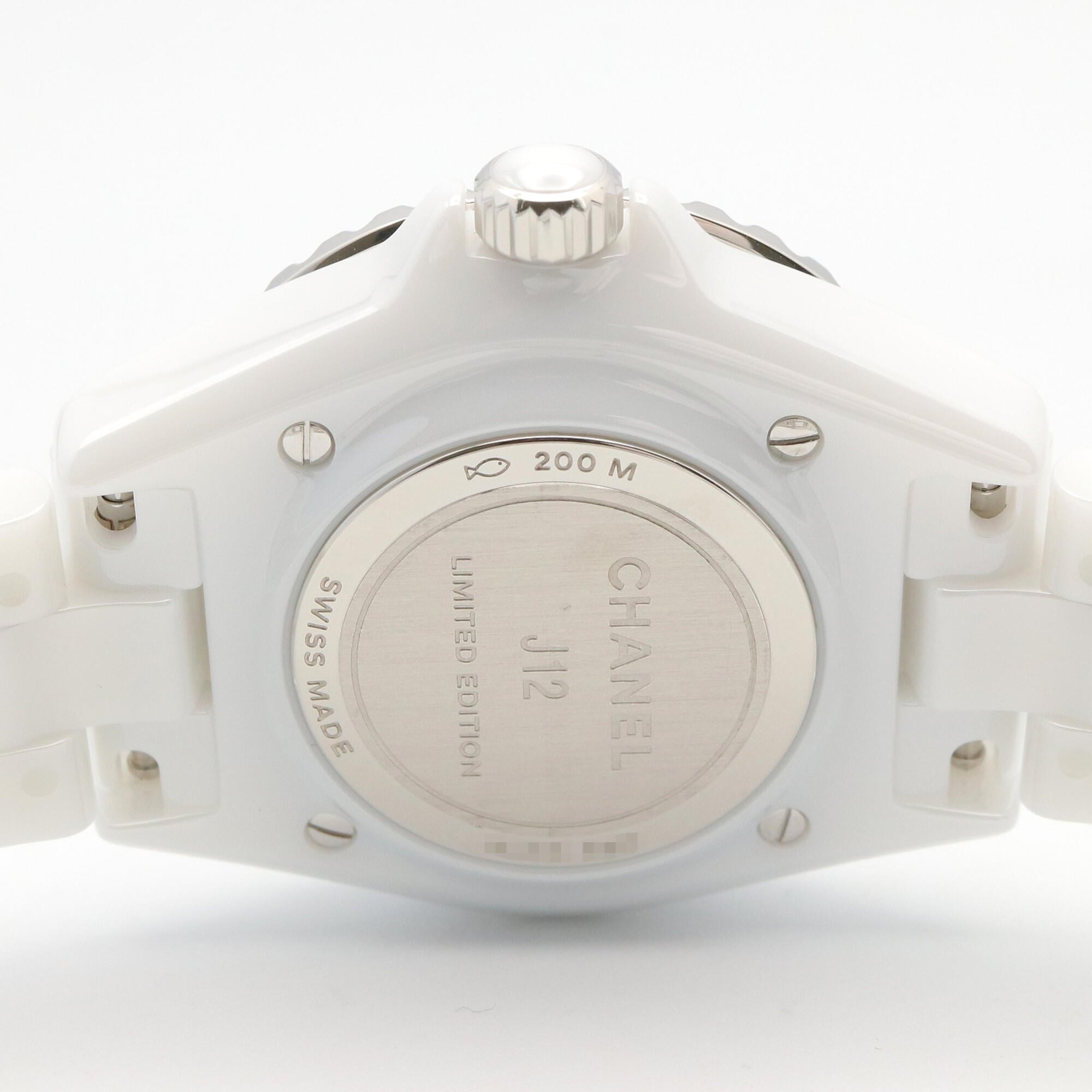Montre Chanel J12 Cosmic en céramique pour femme, Blanc (H7990)
