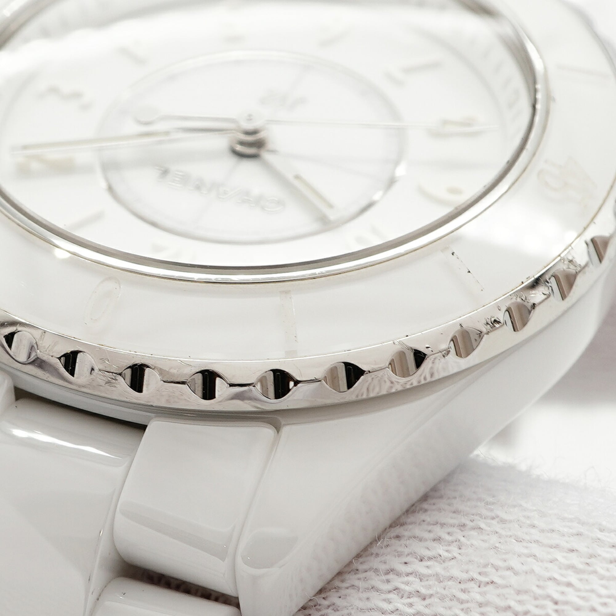 Chanel J12 H6345 White Dial 33mm Watch