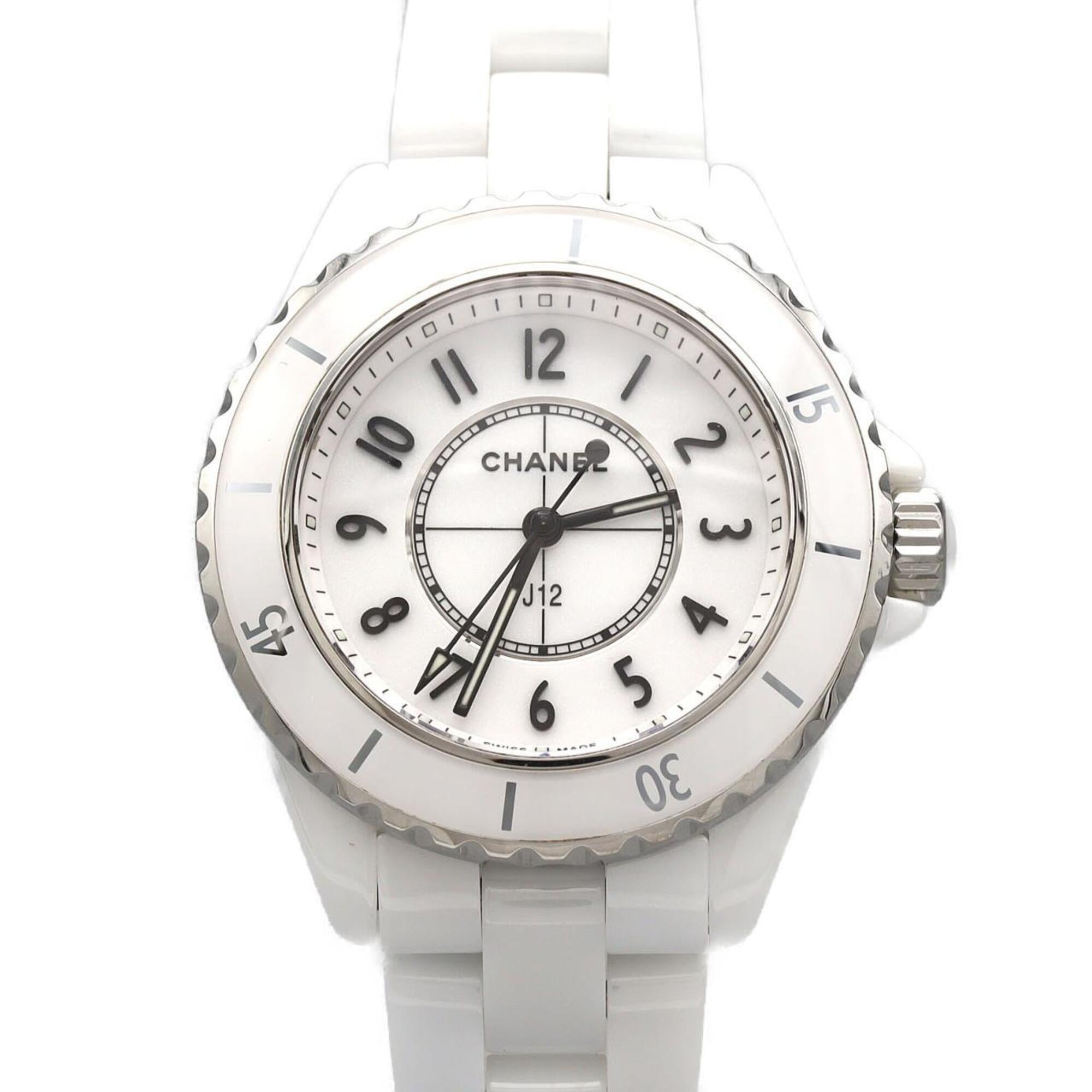 Chanel J12 33mm Ceramic H5698 Quartz Watch