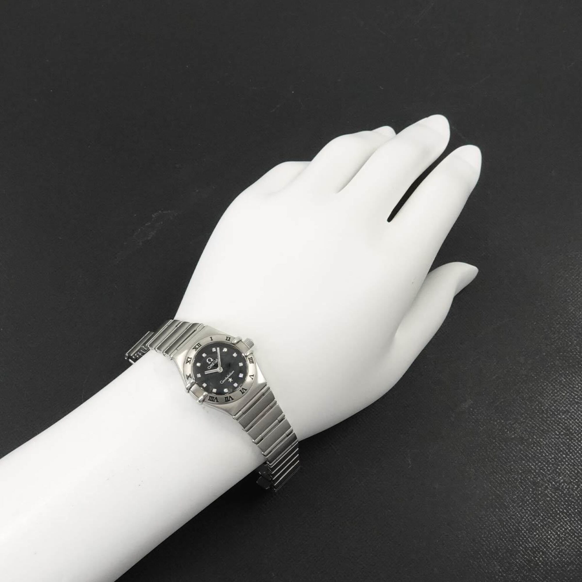 Omega Constellation Mini 1562 56 12P Damenuhr DiamantenSchwarz Quarz
