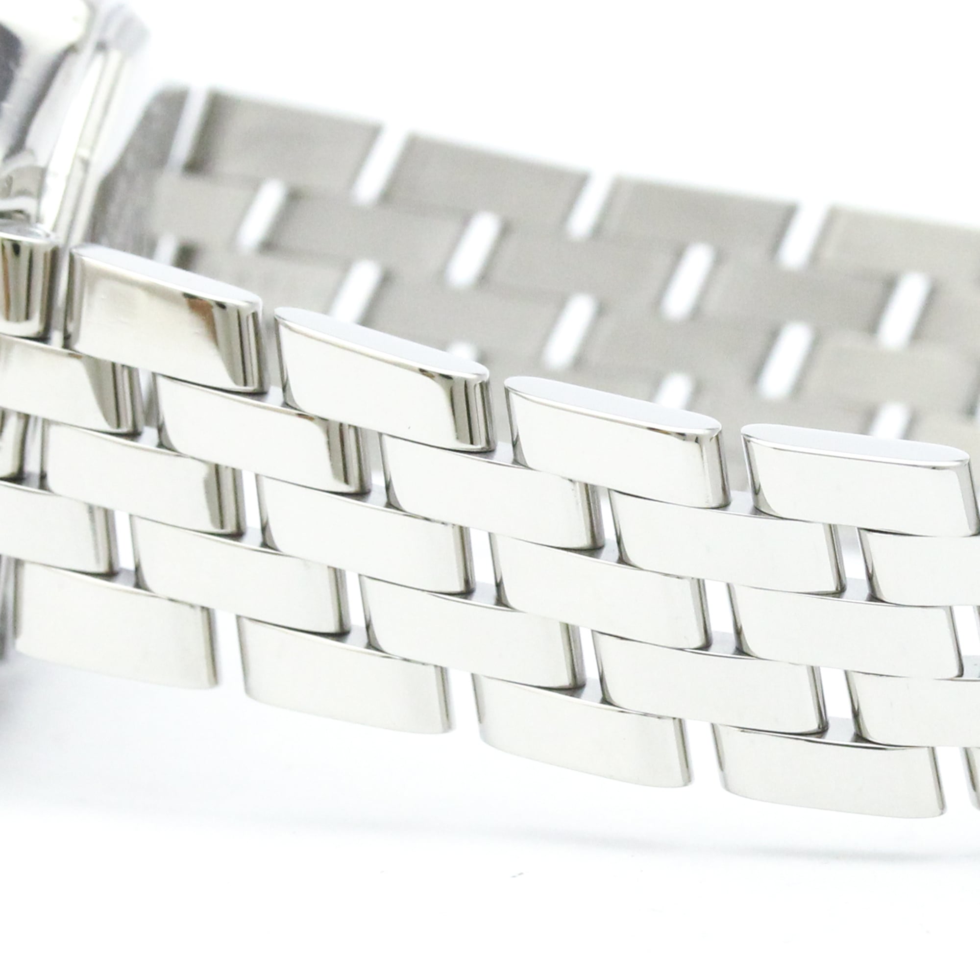 Montre Breitling Wings A67350 Blanc avec cadran « shell » de 31 mm