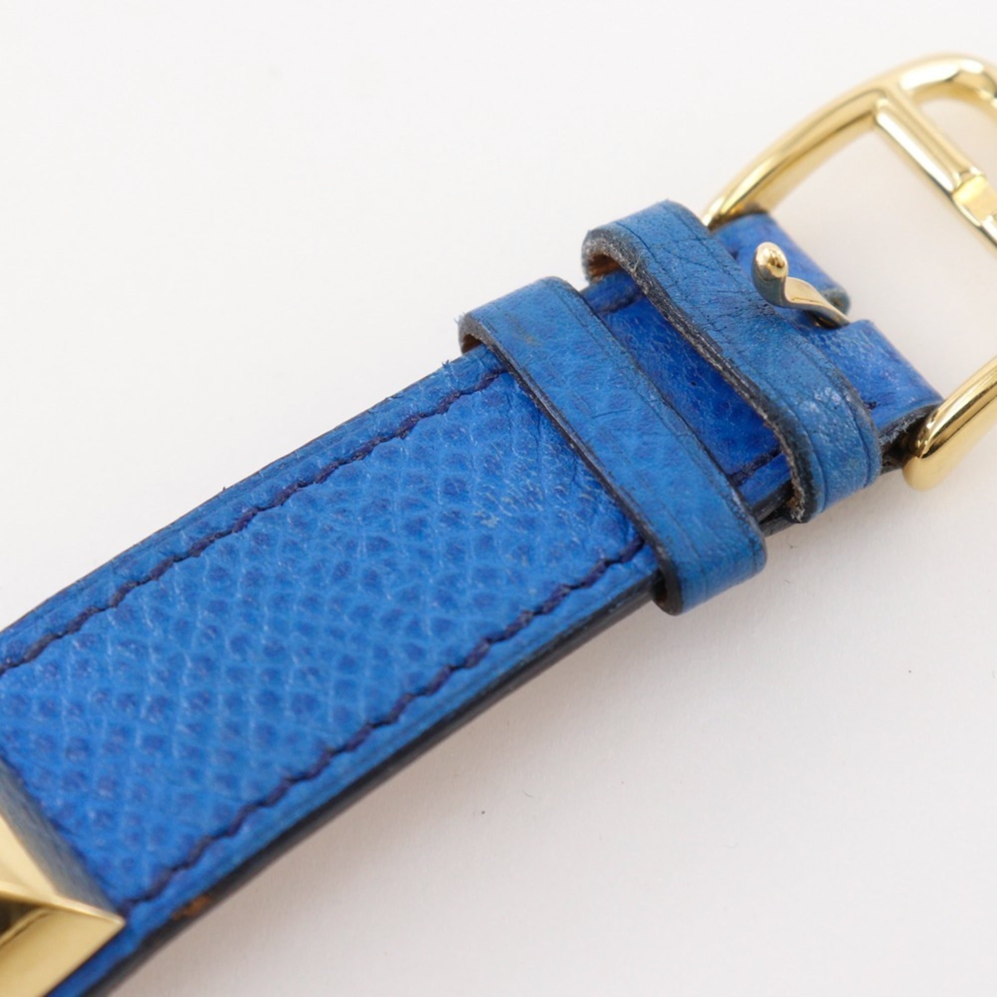Montre Hermès Medor, plaquée or et cuir, modèle 1994, Quartz, analogique, cadran Blanc, pour femme.