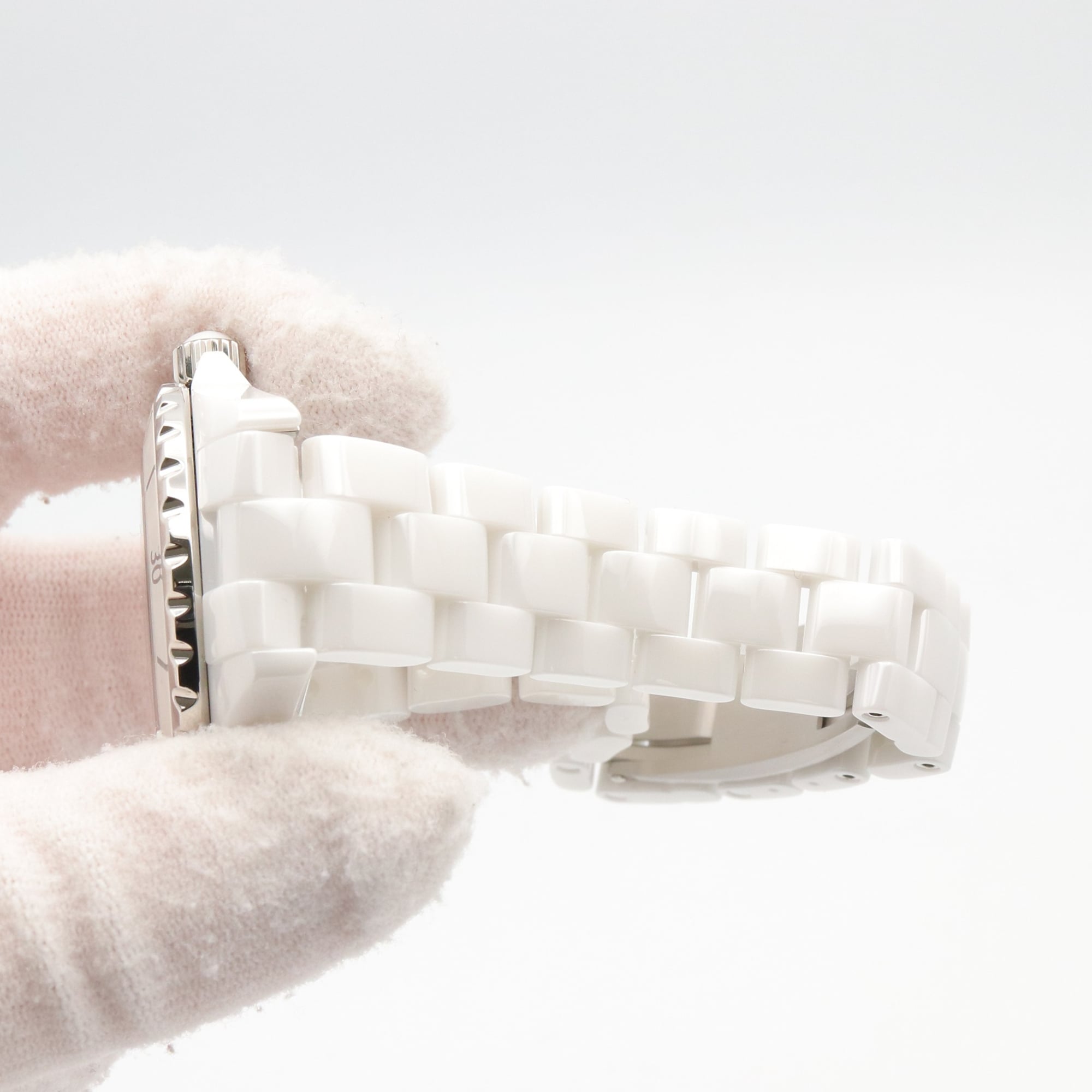 Chanel J12-horloge met 12 diamanten, keramiek, diamant, dames, roze tint, schelp, H5513