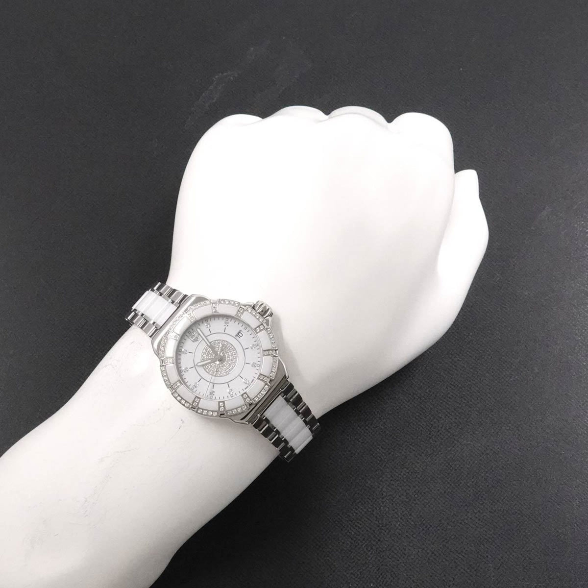 Montre TAG Heuer Formula WAH121D Blanc avec cadran de 35 mm