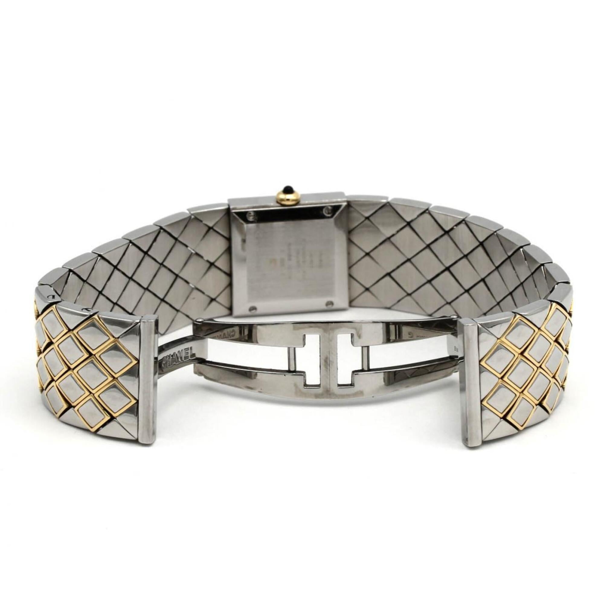 Montre Chanel Matelassé Combination H0475 Noir avec cadran de 19 mm