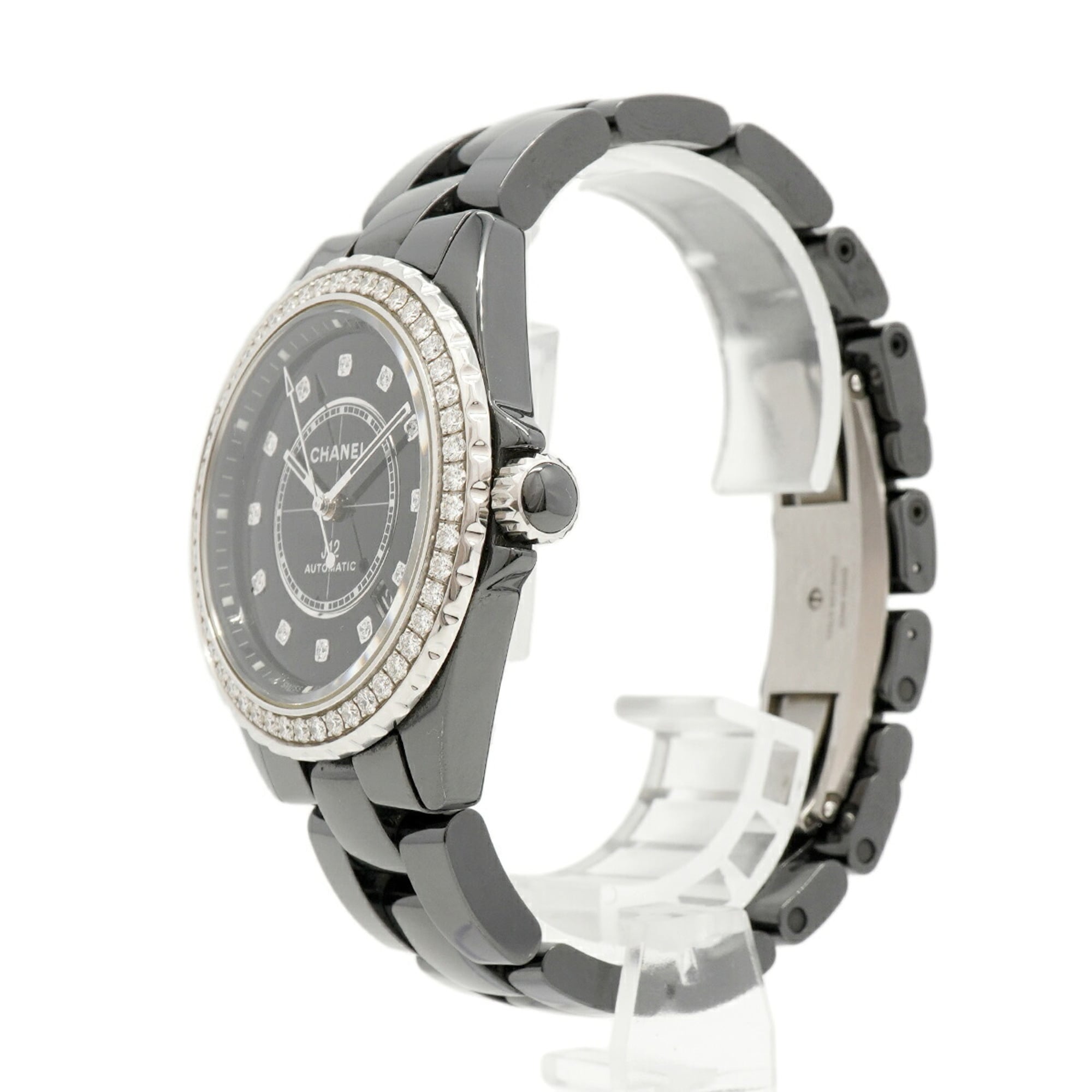 Montre Chanel J12 Calibre 12.1, lunette sertie de diamants, référence H6526 Noir, cadran 39mm