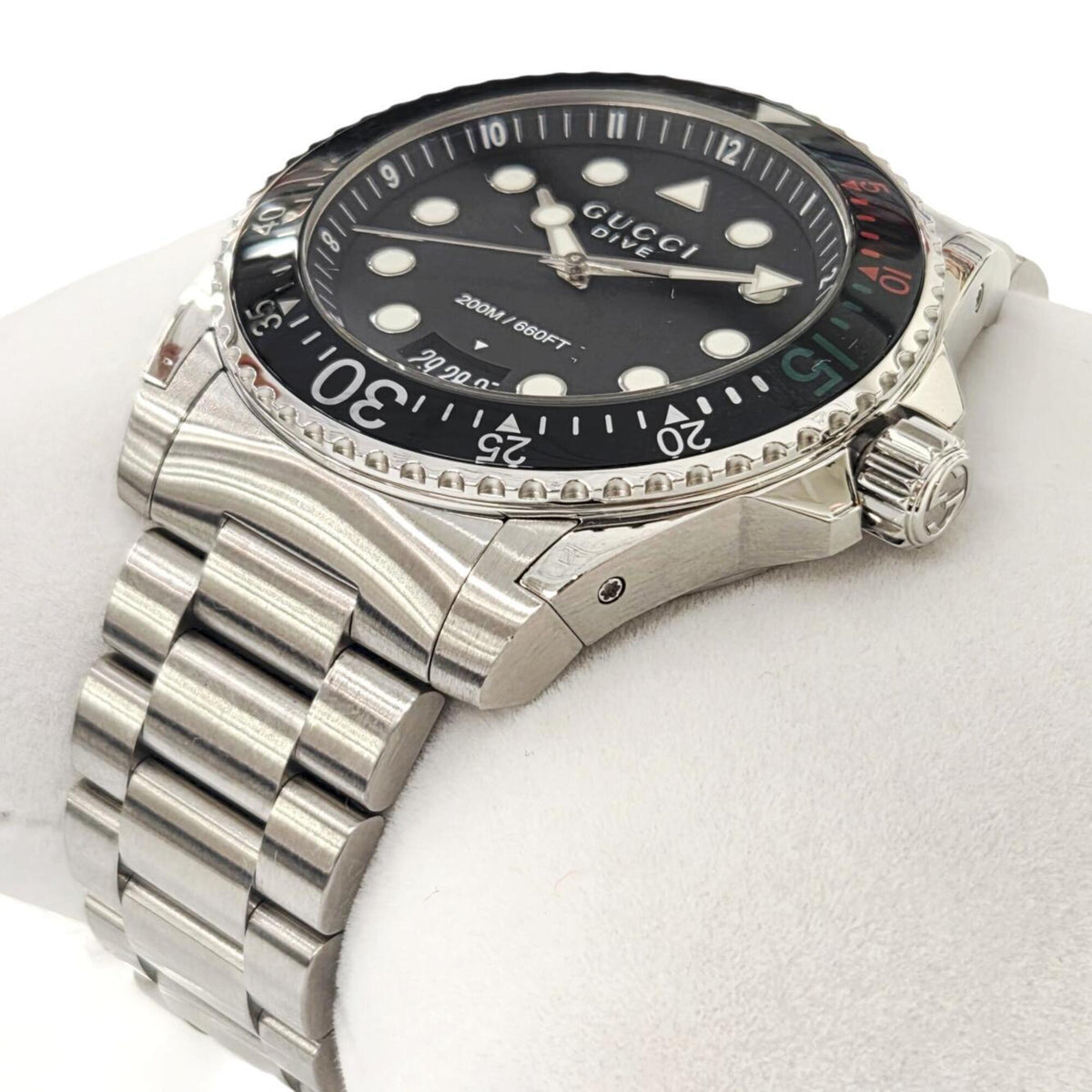Gucci Dive YA136208A Dial 45mm Watch