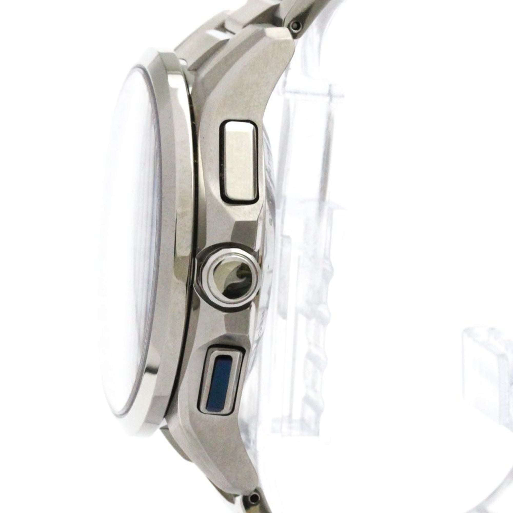 Montre pour homme CASIO Oceanus à énergie solaire, titane, GPS et synchronisation par ondes radio OCW-G1100T-1AJF