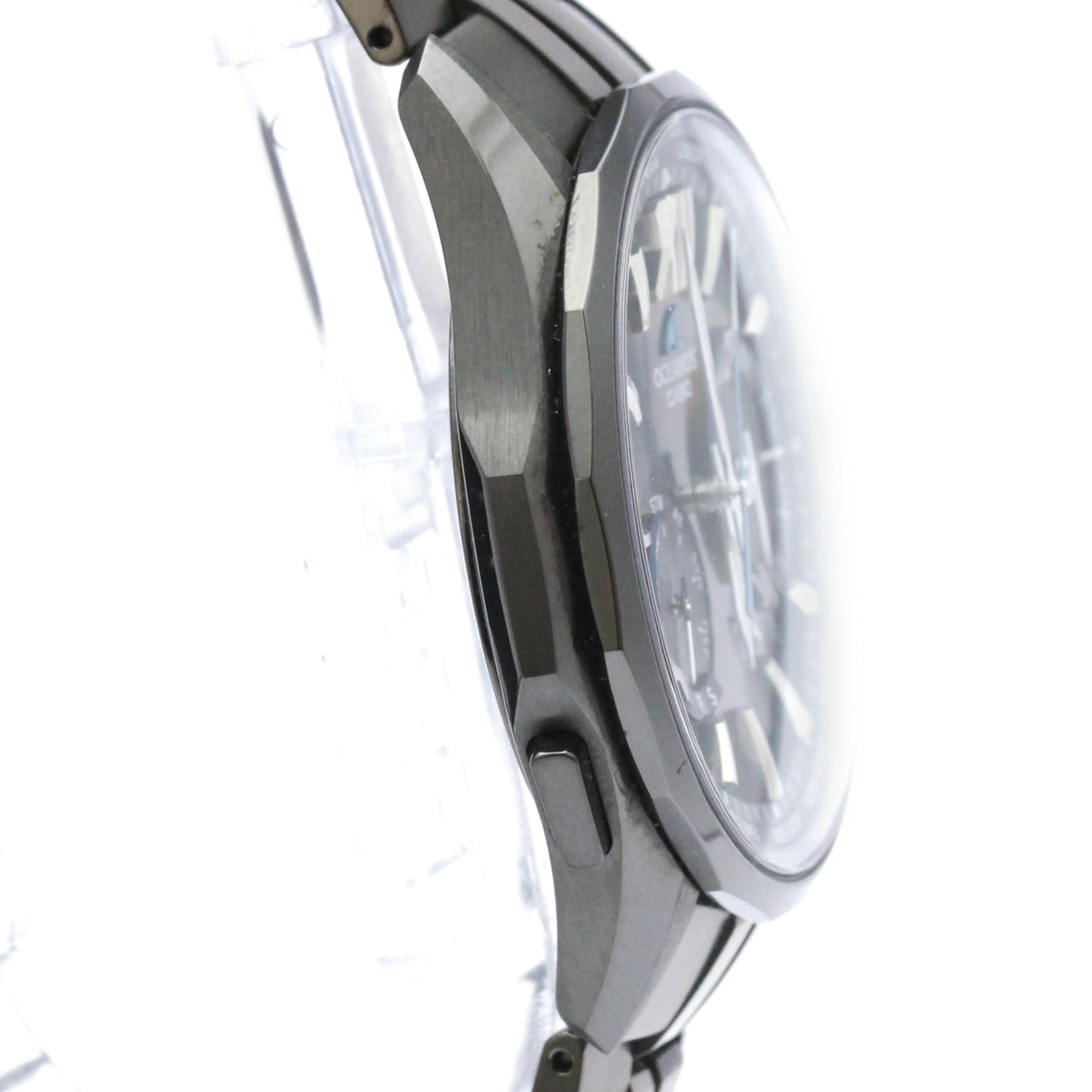 CASIO Oceanus Titanium Manta Solar Mens Watch OCW-S3400B-1AJF
