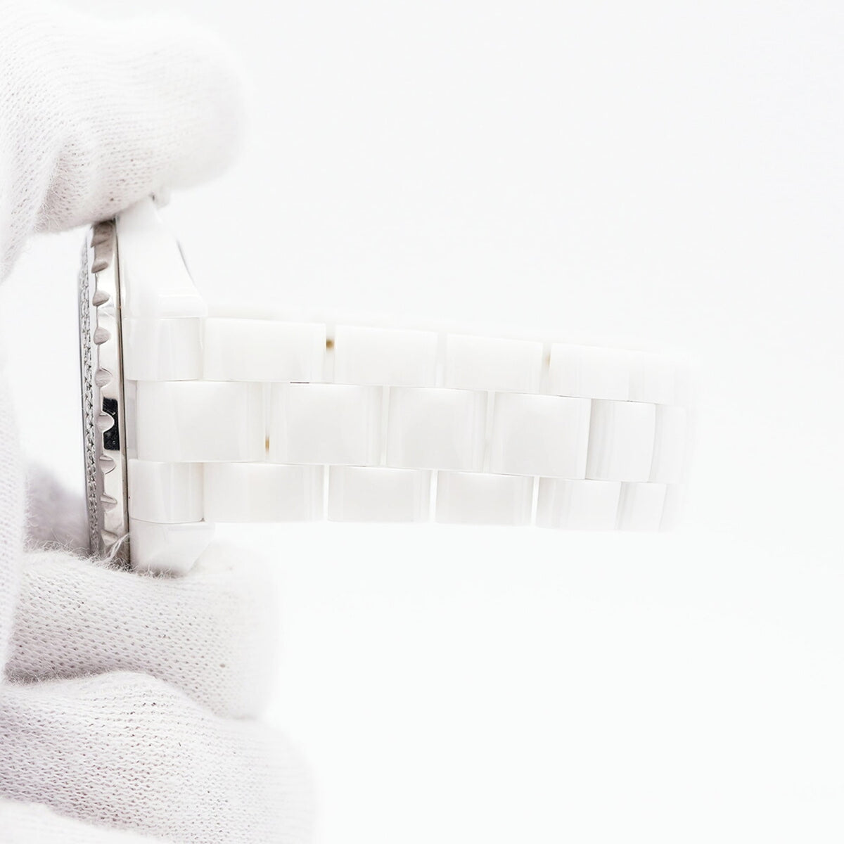Chanel J12 mit Diamantlünette H0967 Weiß Zifferblatt 38 mm Uhr