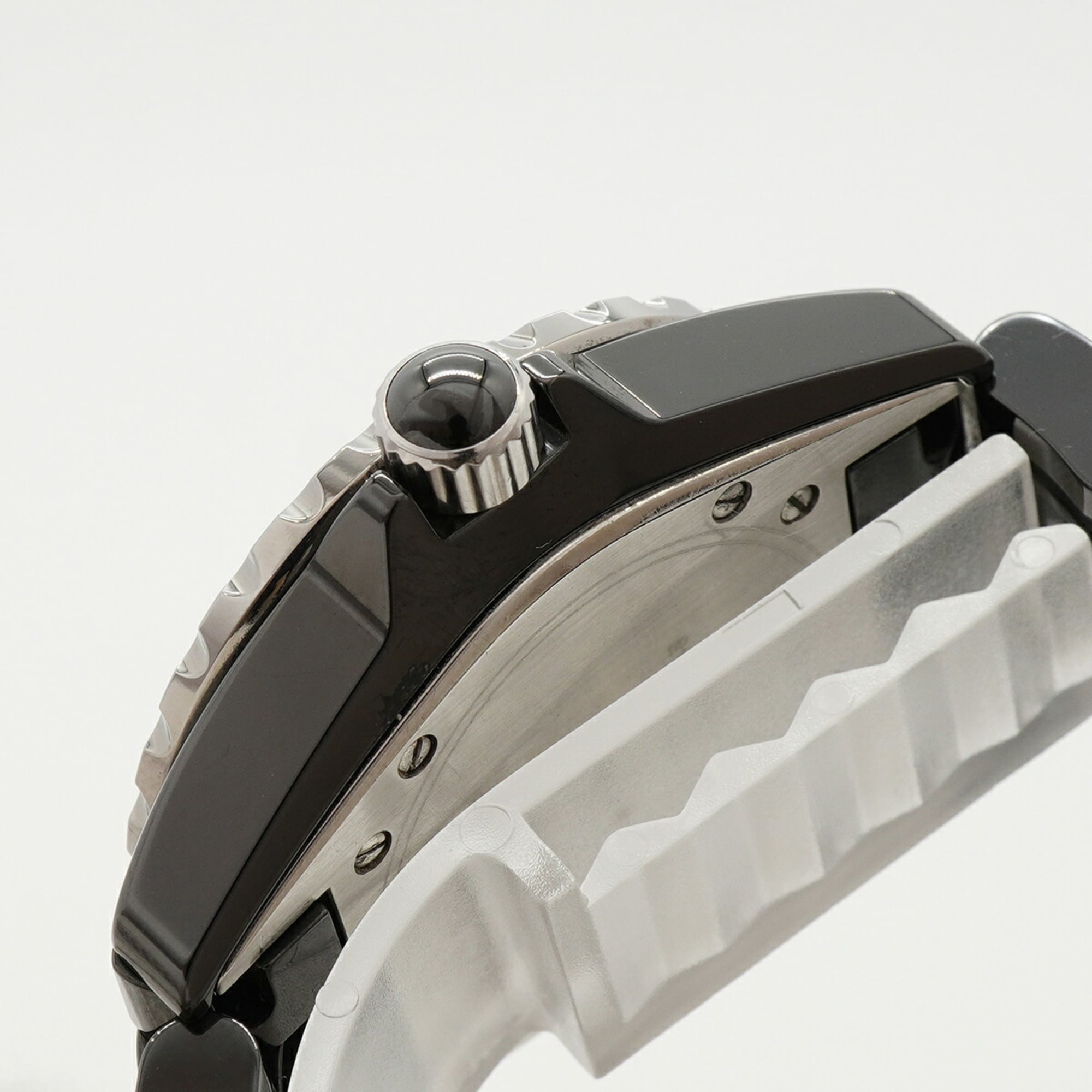 Chanel J12 H0682 Black Dial Women's Watch