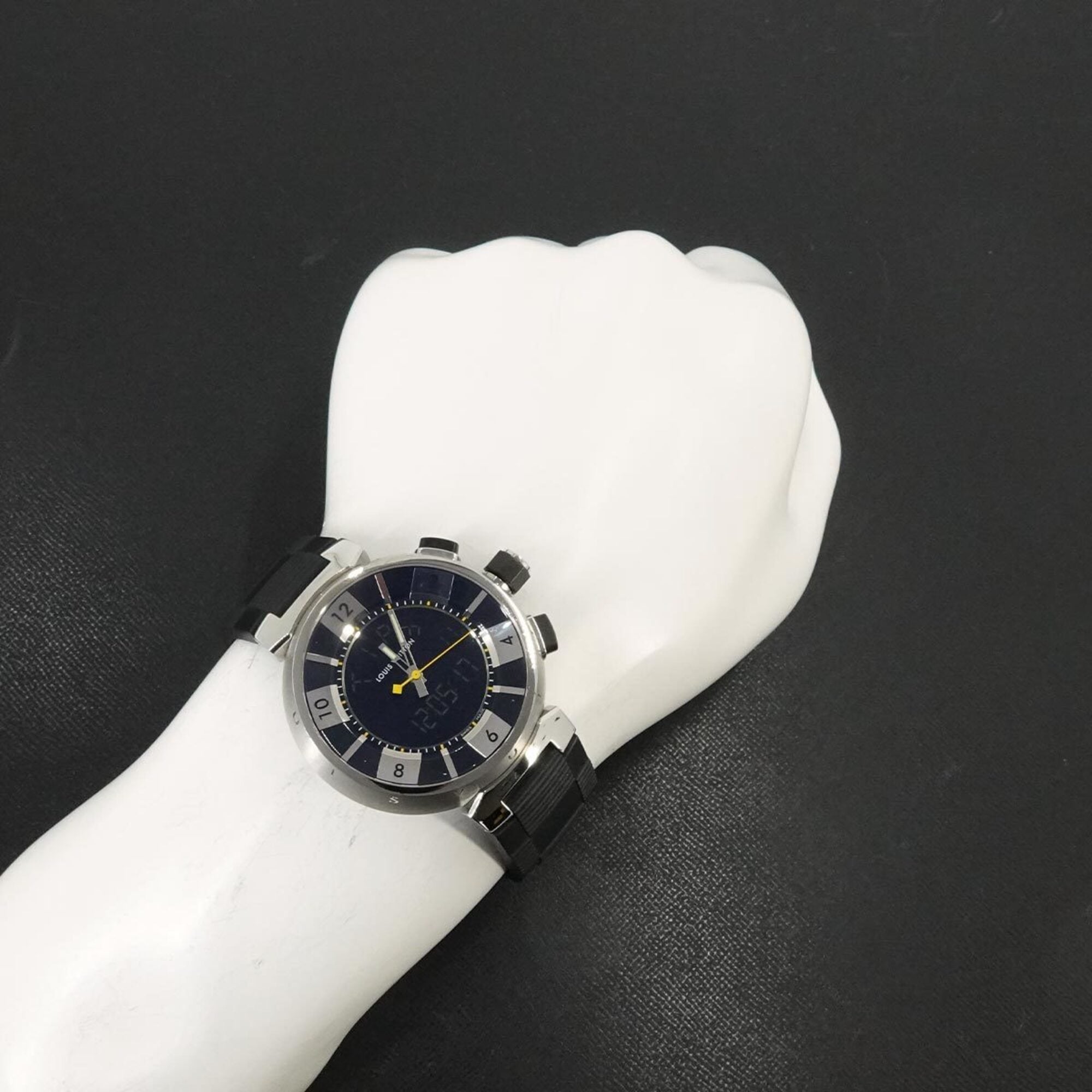 Louis Vuitton Tambour In Black Q118F Black Dial 41mm Watch