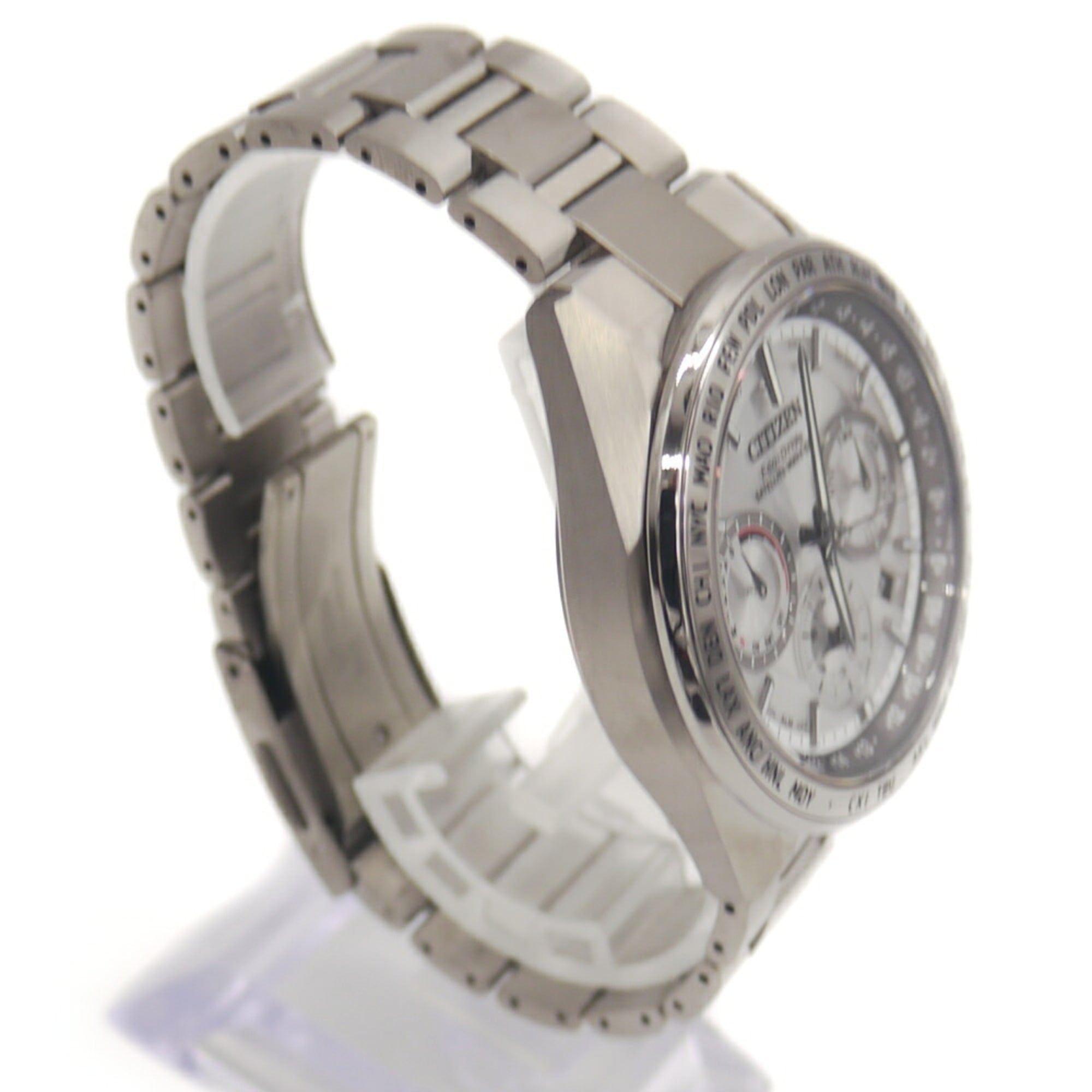 Citizen Eco-Drive CC4010-80A Silver Dial 44mm Watch