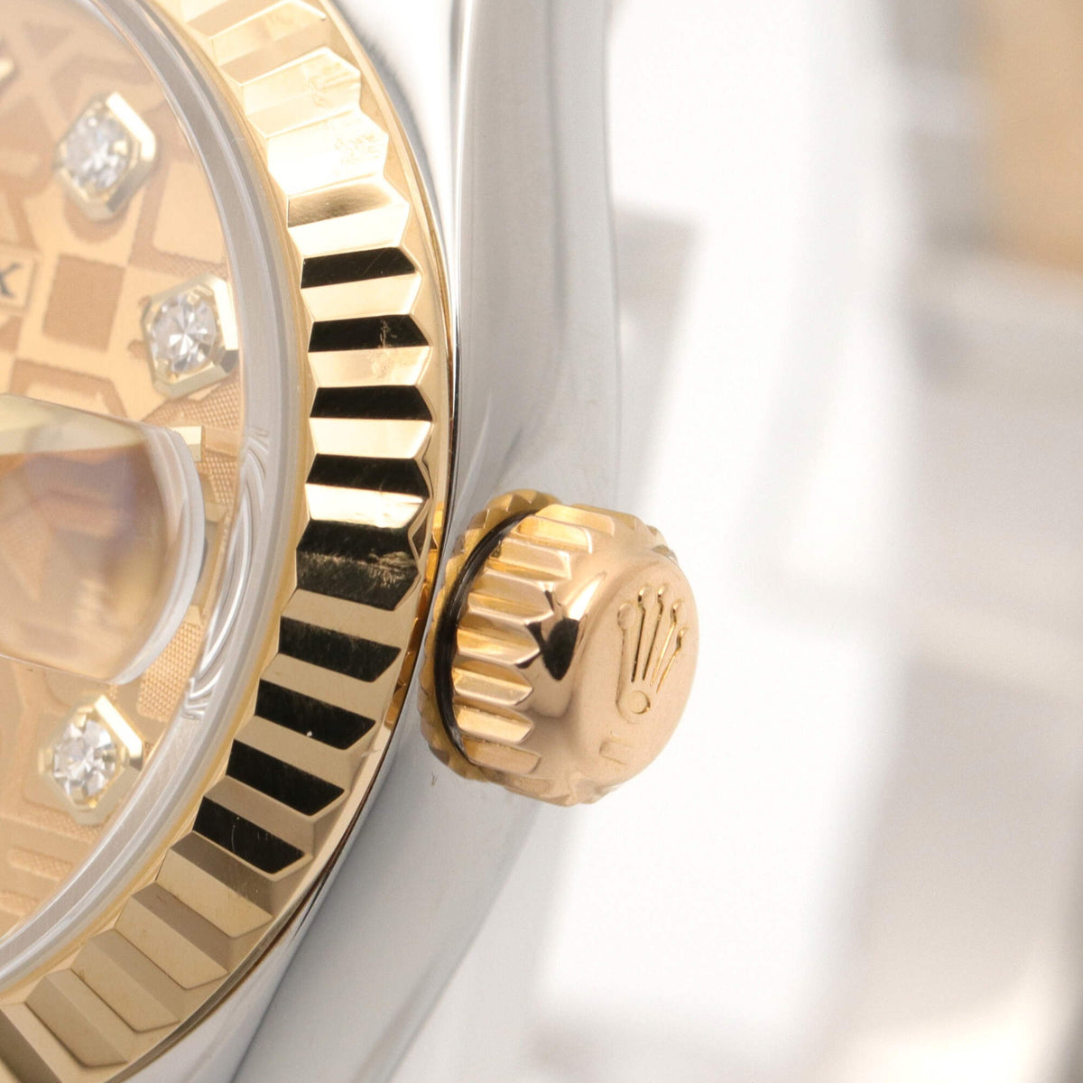 Rolex Datejust 10P Diamond 179173G Champagne, Gold Dial 26mm Watch