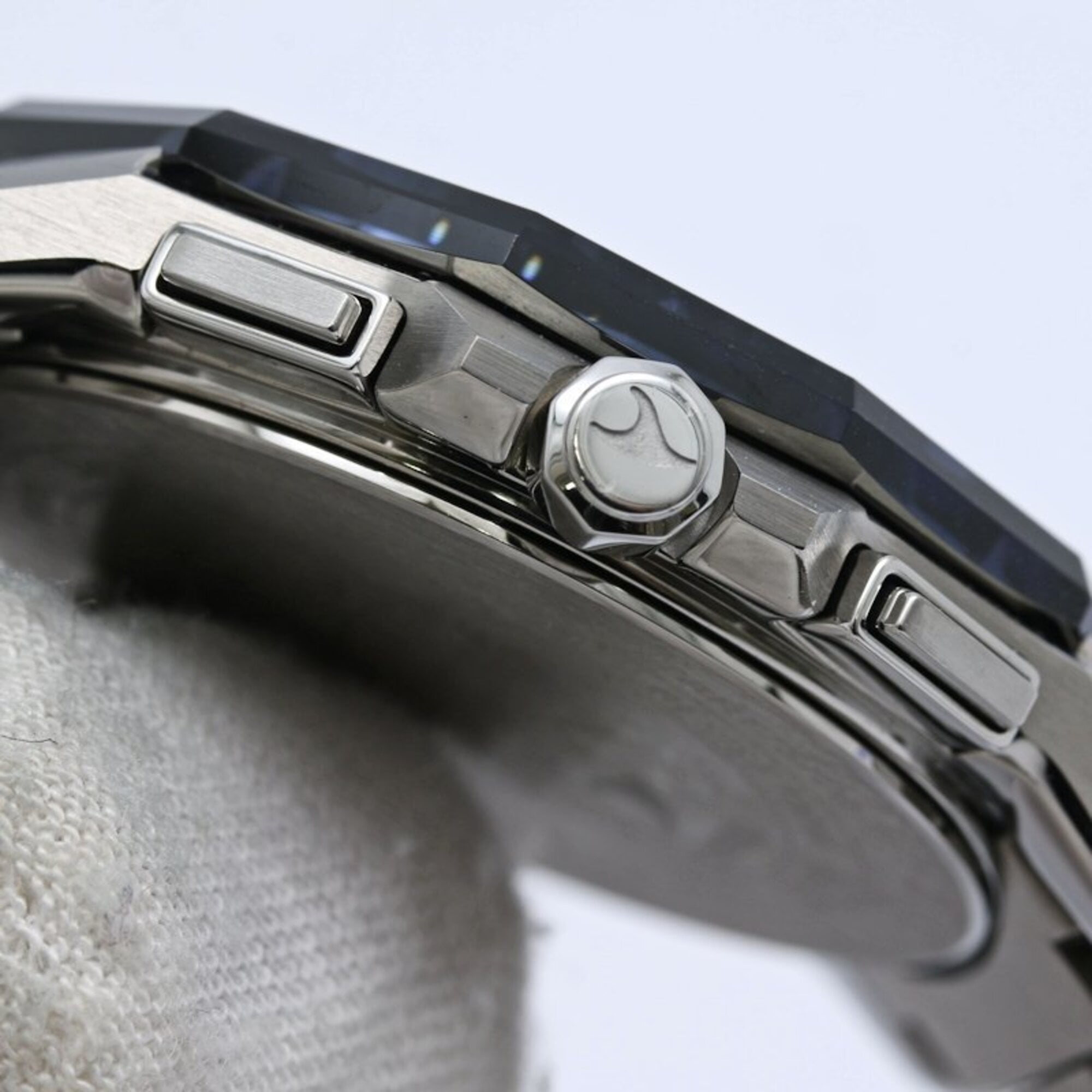 Casio Oceanus OCW-S6000-1AJF Black Dial 40mm Watch