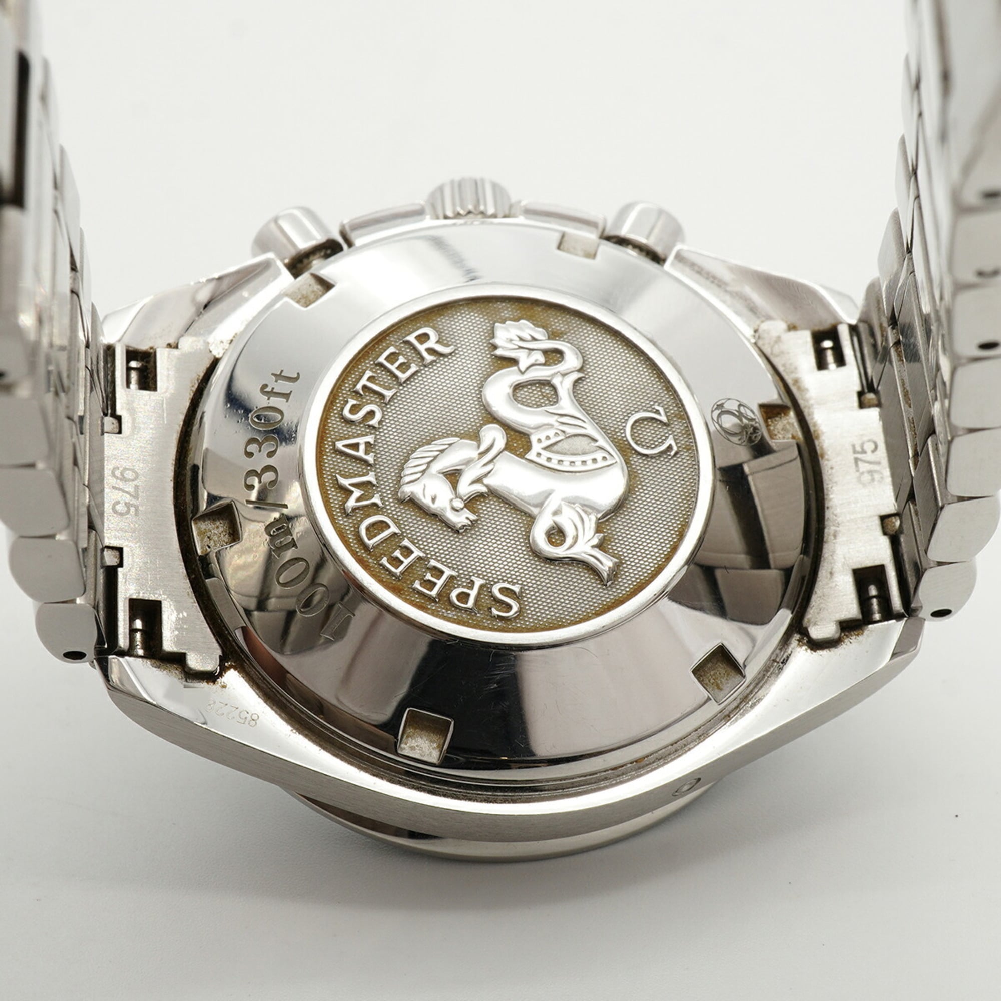 Montre Omega Speedmaster 323.30.40.40.06.001, cadran gris 40mm