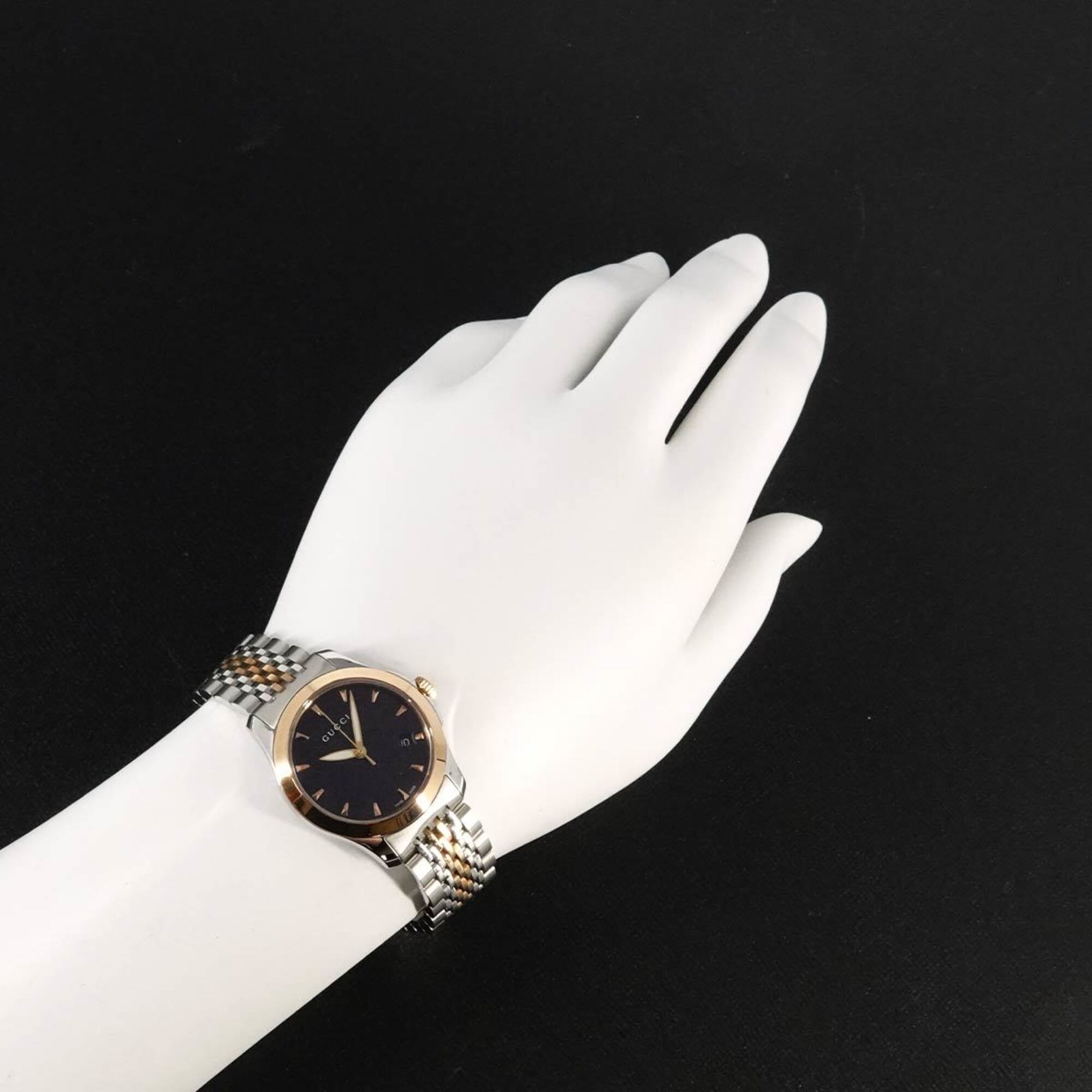 Gucci G-Timeless Combination 126.5 Black Dial 28mm Watch