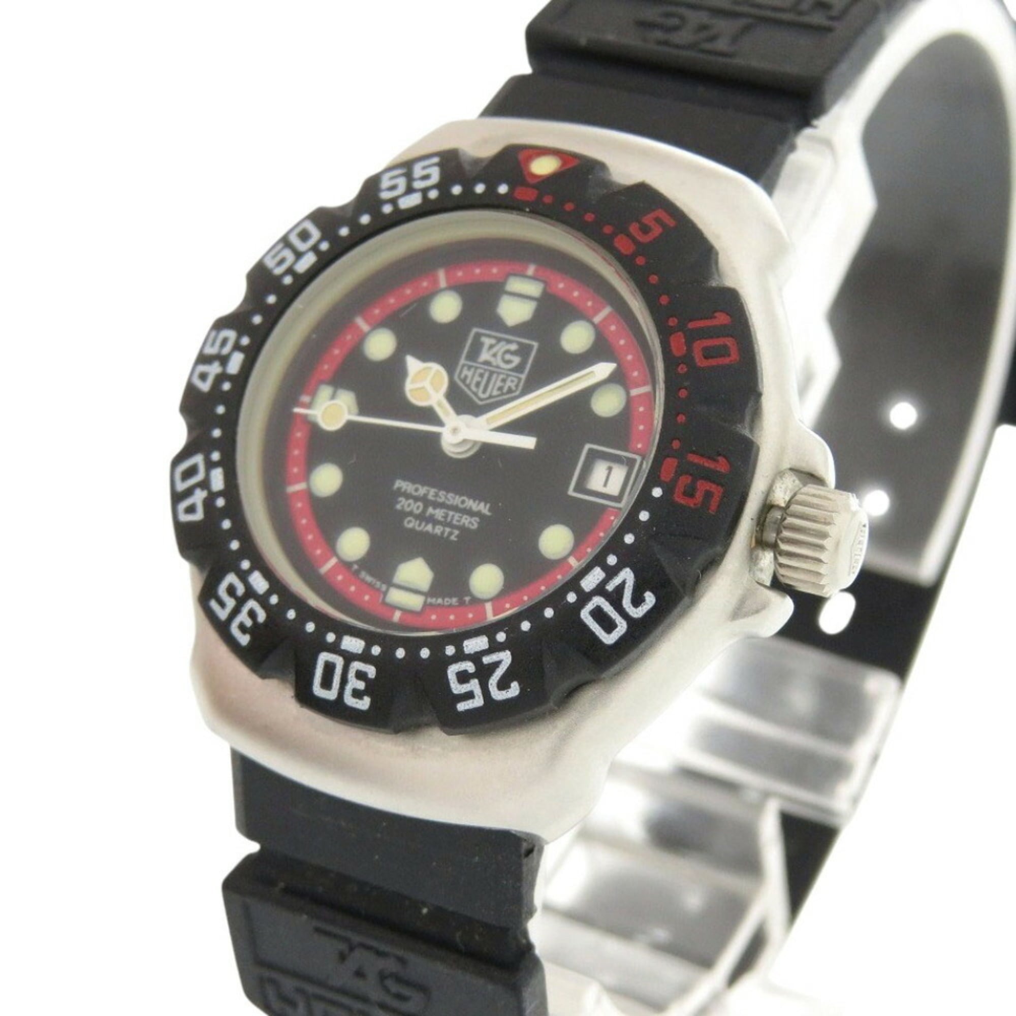 TAG Heuer Formula 1 374.508 Quarzzuhr aus Edelstahl mit Kautschukarmband Schwarz und Zifferblatt 1729