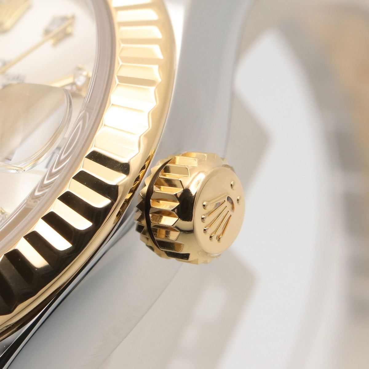 Rolex Datejust 28 9P IX Diamond 18K ( 279173G Silver Dial 28mm Watch