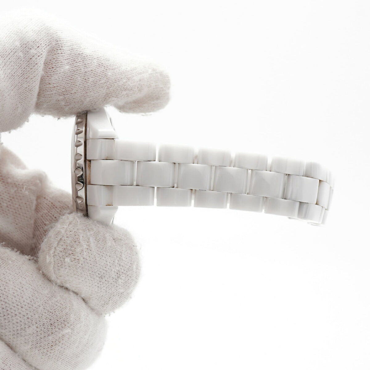 Chanel J12 8P Diamond H2422 White Dial 34mm Watch