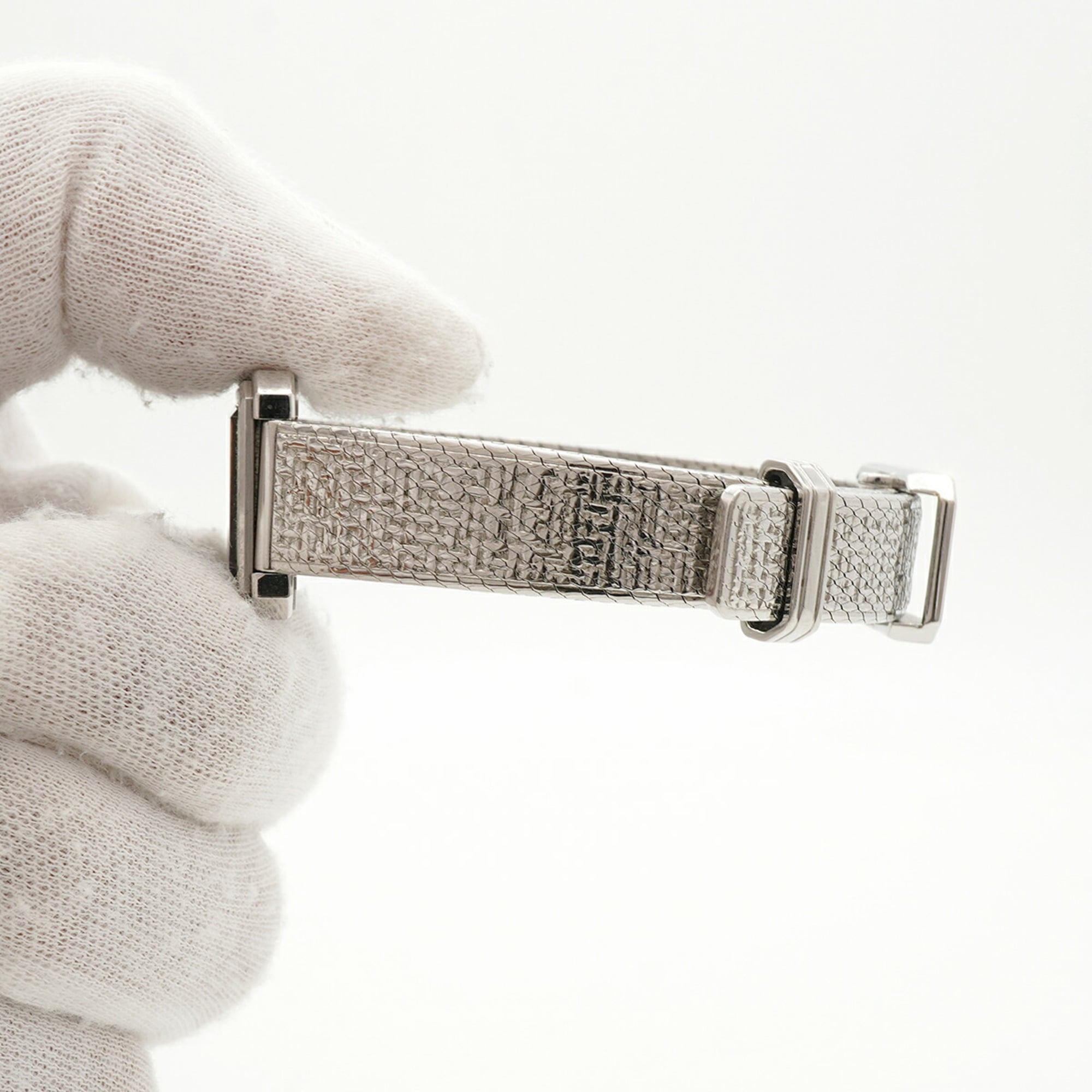 Chanel Boyfriend Tweed mit Diamantlünette H4877 Schwarz Zifferblatt 21 mm Uhr