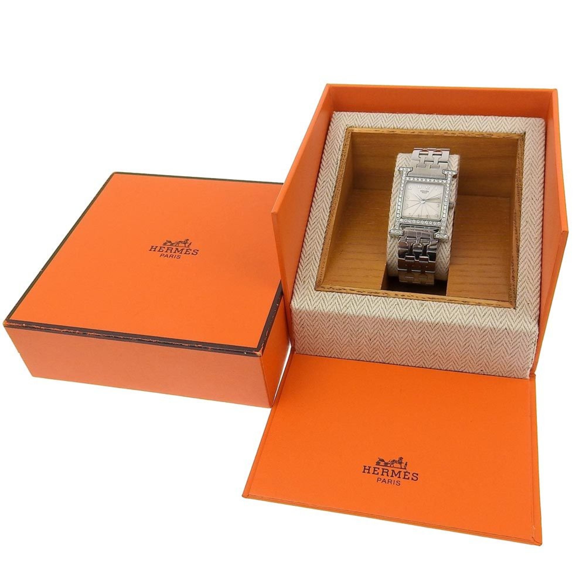 Hermes HERMES H Armbanduhr mit Diamantlünette HH1.230 Edelstahl Quarz Analoganzeige Silber Zifferblatt Damenuhr