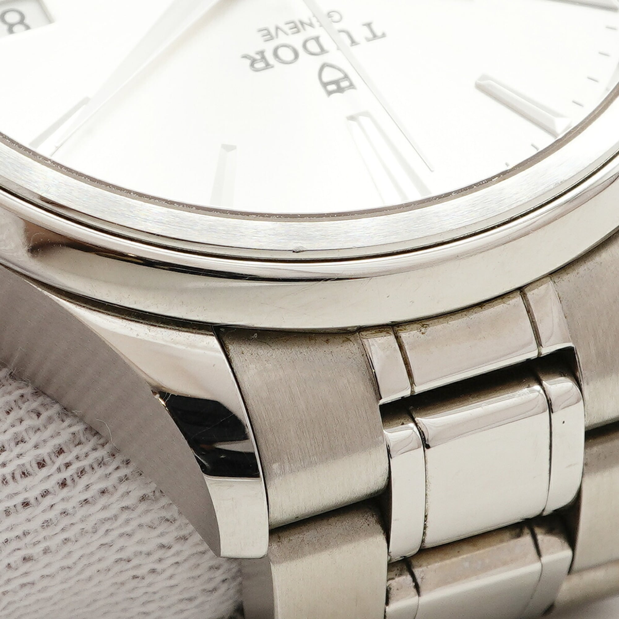 Tudor Style Date 12500 Silver Dial 38mm Watch