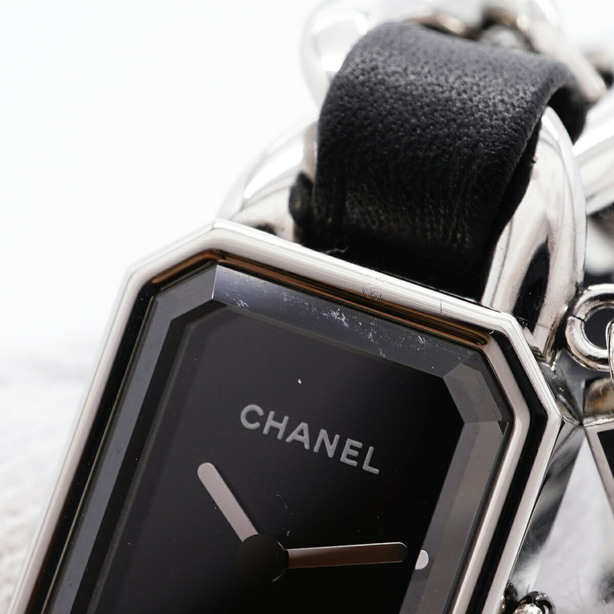 Chanel Première Wanted de H7471 Black Dial 15mm Watch