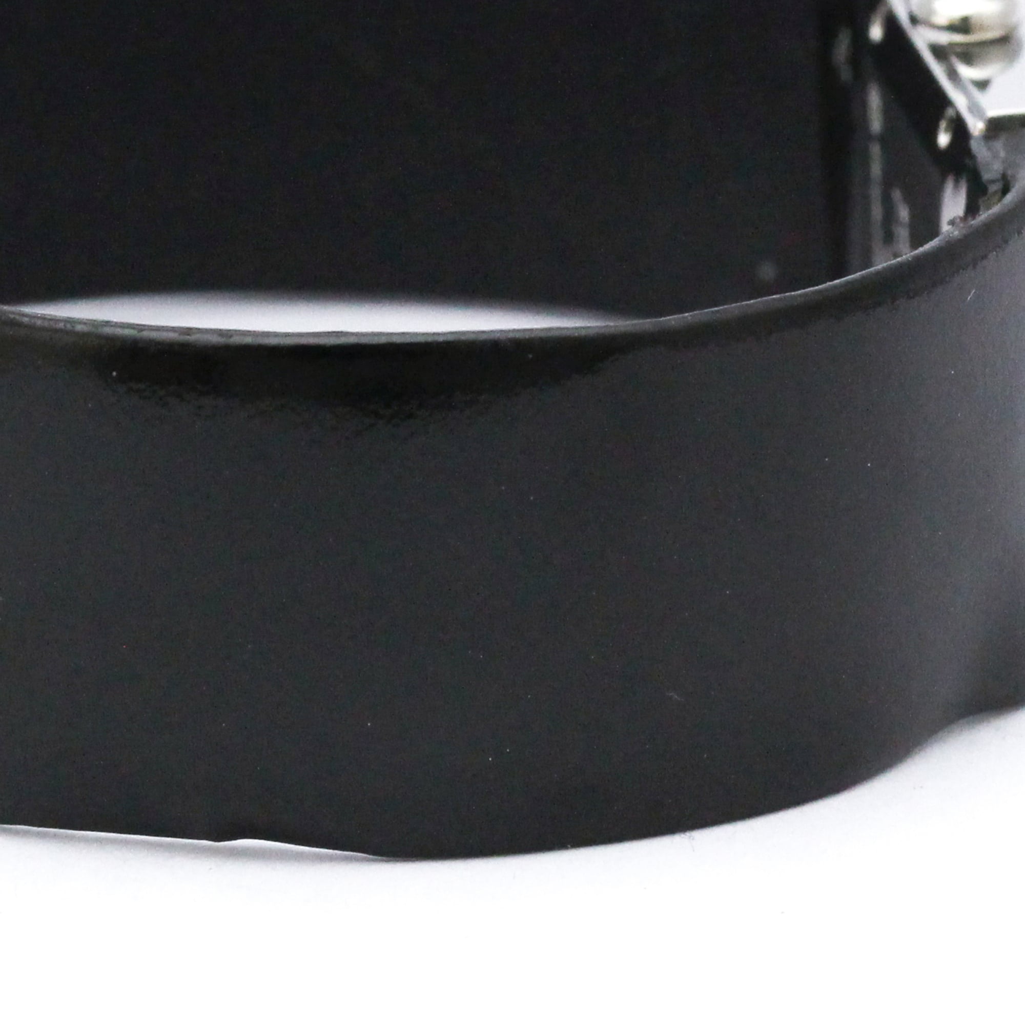 Montre CHANEL Matelassé en cuir et acier Quartz pour femme H0116