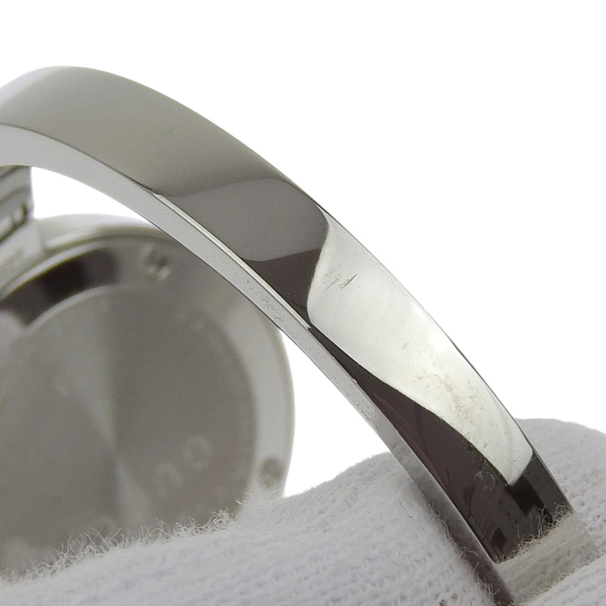 Gucci GUCCI Horloge 105 Roestvrij staal x diamant, quartz, analoog display, zwarte wijzerplaat, dameshorloge