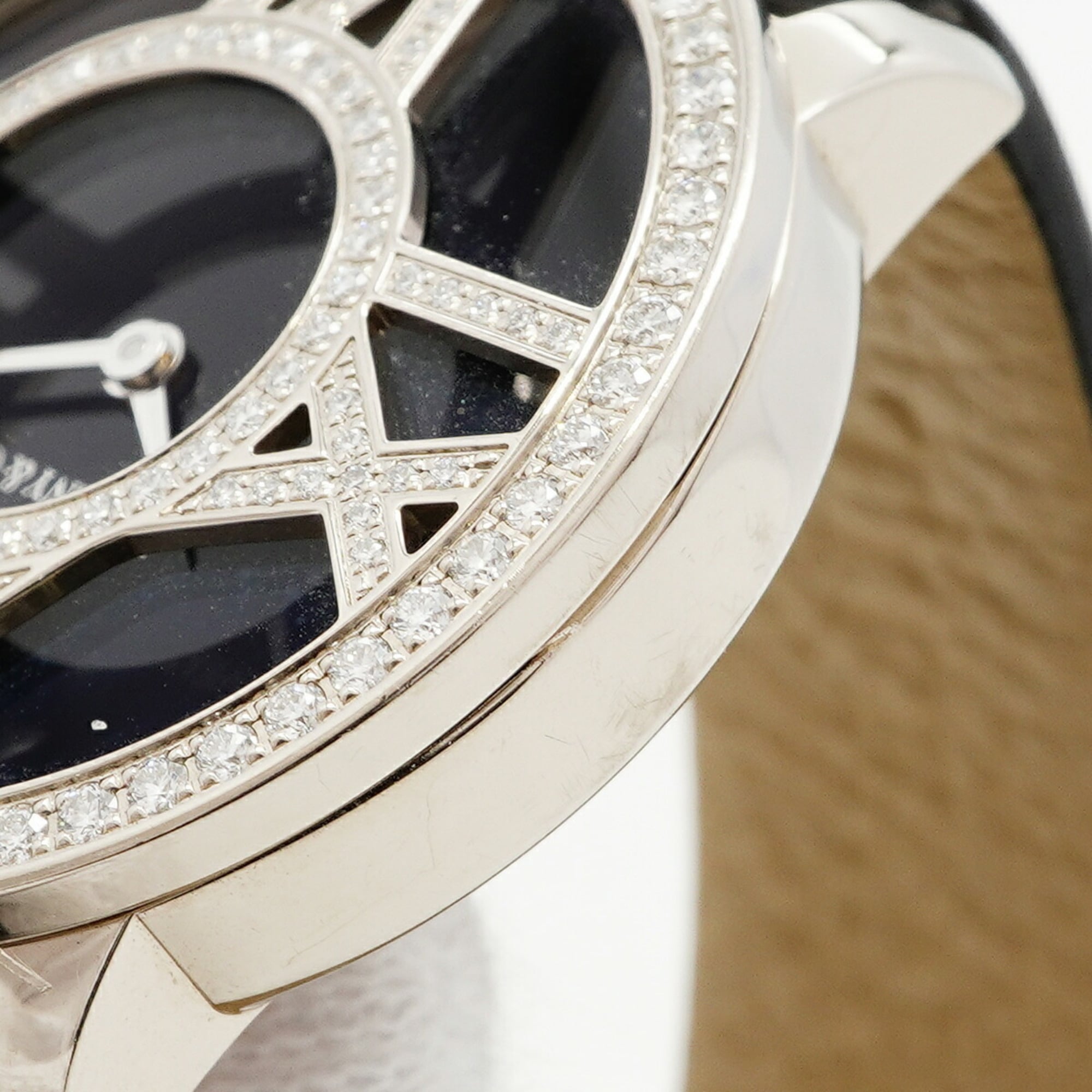 Tiffany Atlas Z1901.10.40E10A40B Black Dial 30mm Watch