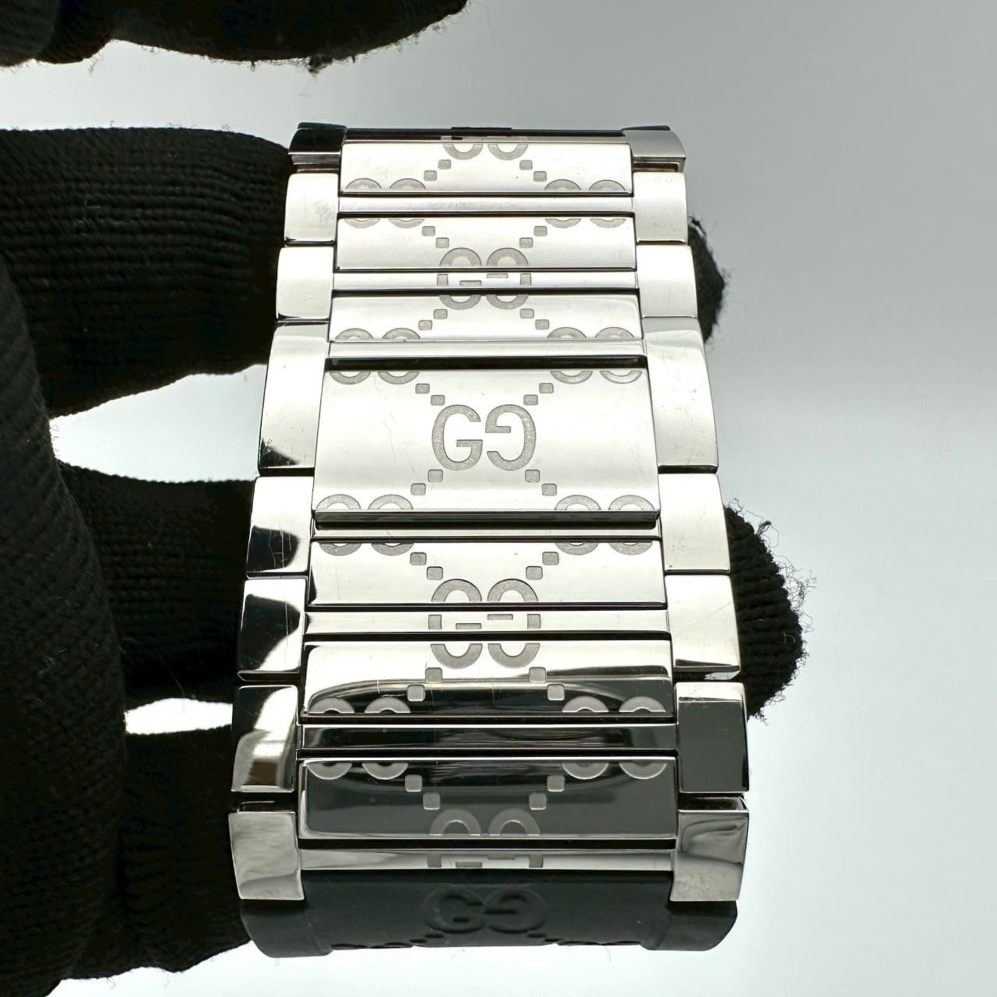 GUCCI Toile-armbandhorloge 112 GG, rubber, quartz, zwart, dames