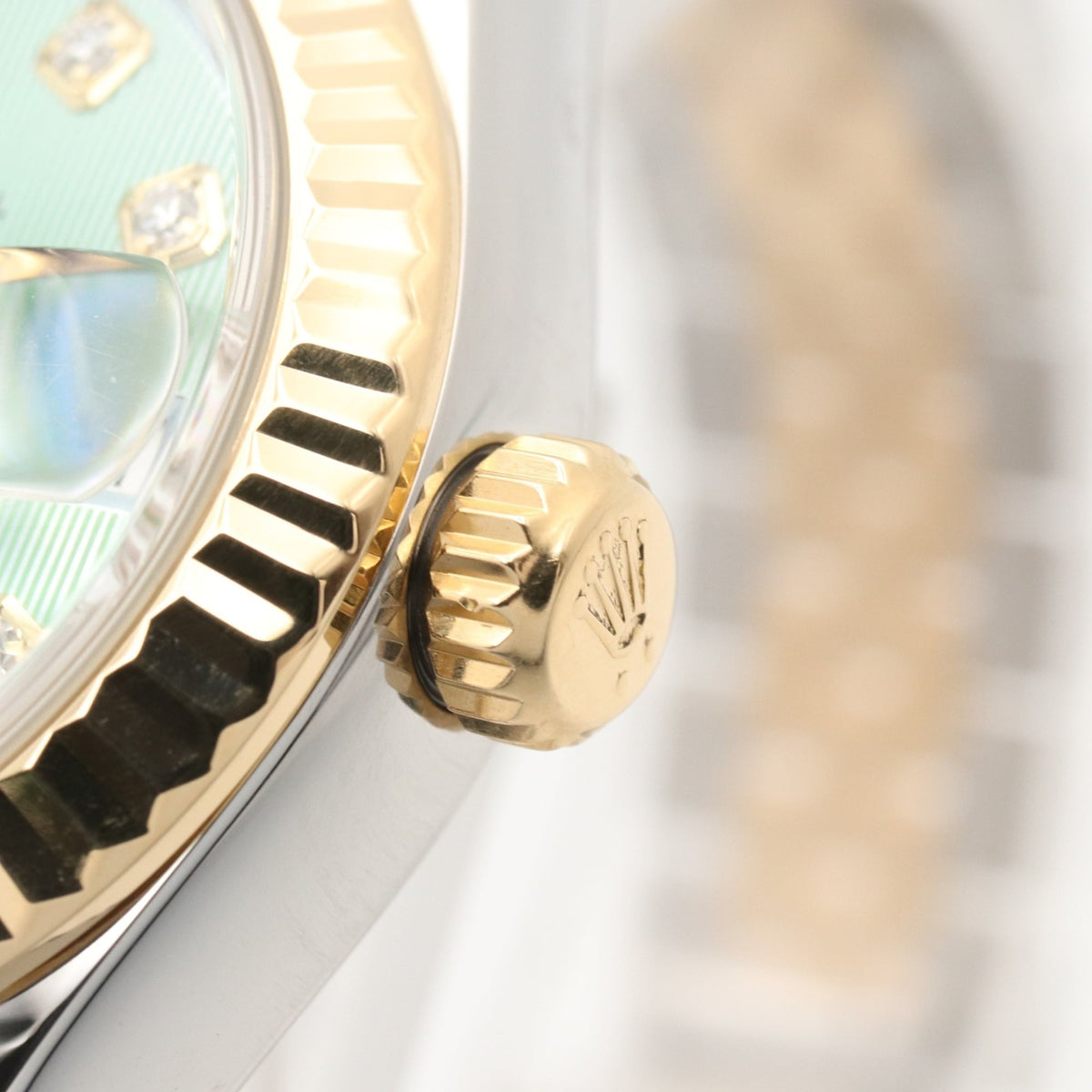 Rolex Datejust 10P Diamond 279173G Green Dial 28mm Watch