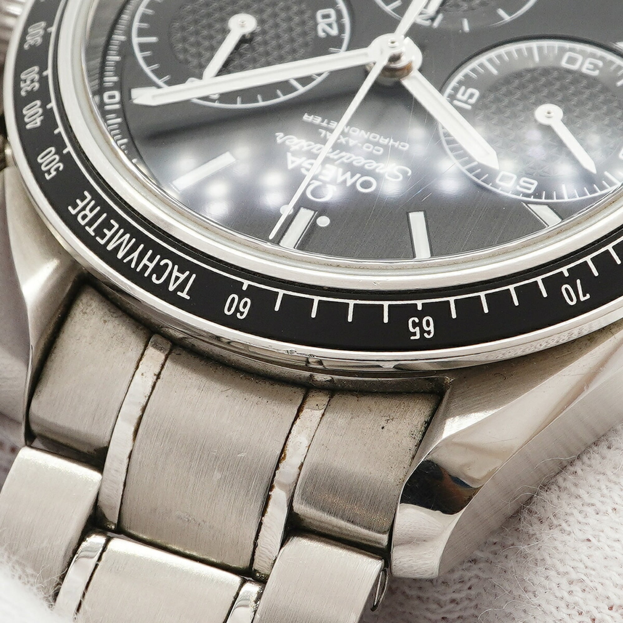 Omega Speedmaster Racing 326.30.40.50.01.001 Black Dial