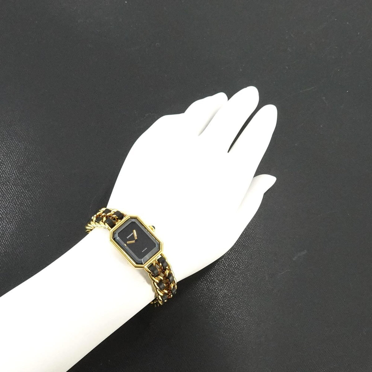 Chanel Première Large Size H0001 Black Dial 20mm Watch