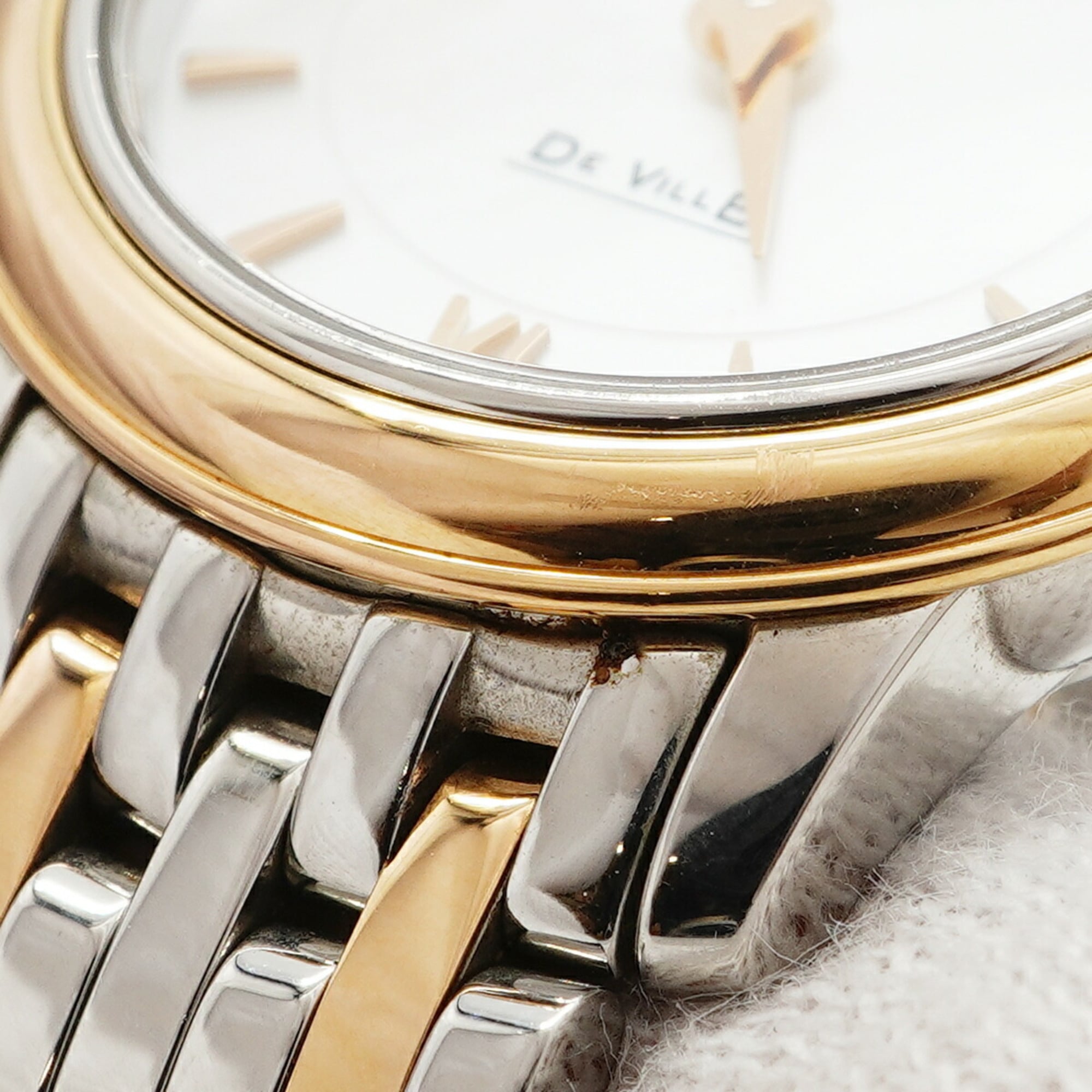 Omega De Ville 424.20.24.60.05.002 White Dial 24mm Watch