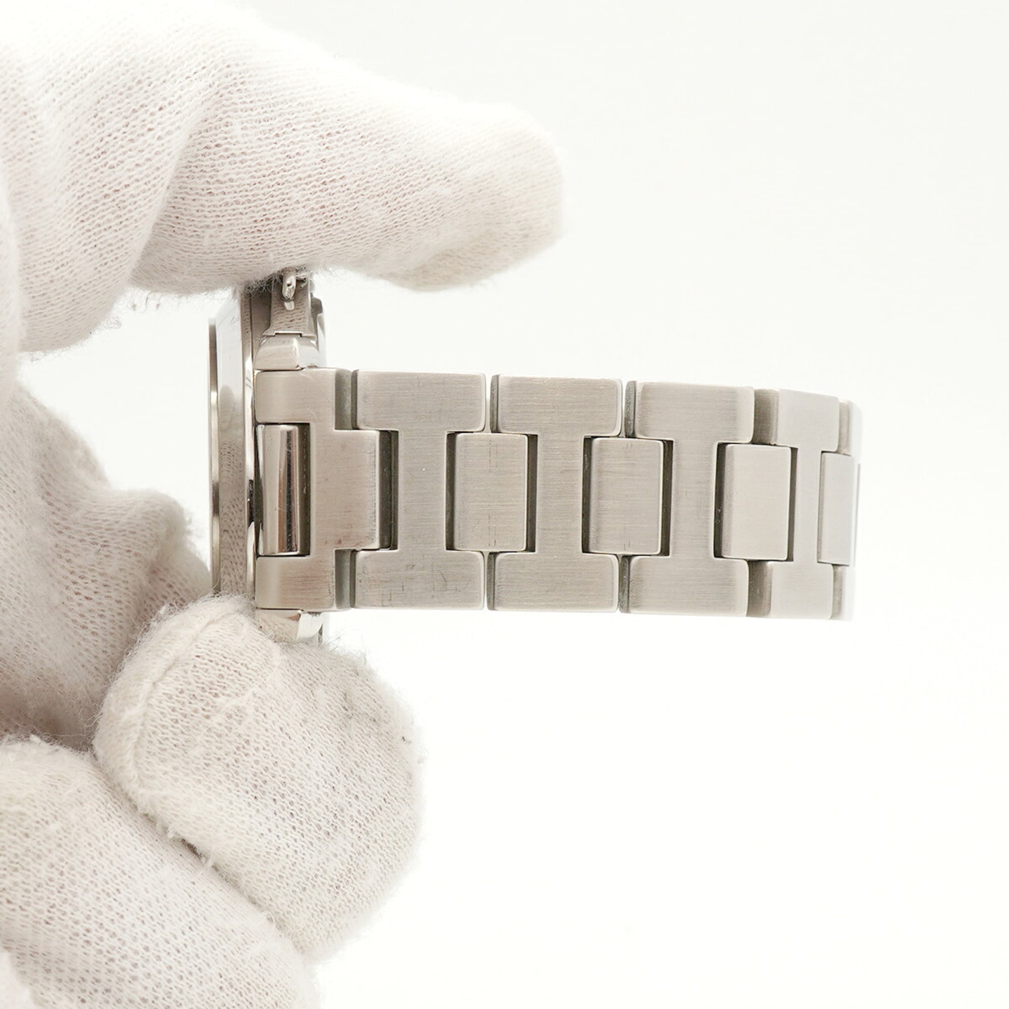 Cartier Pasha C W31015M7 White Dial (Boys' Size)