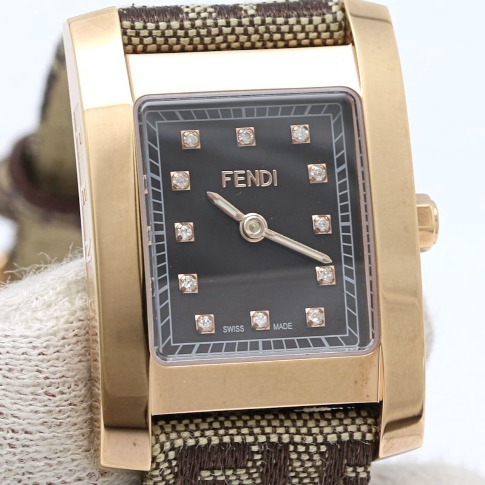 Fendi Classico F704222DF-N 7000L Brown Dial 22mm Watch
