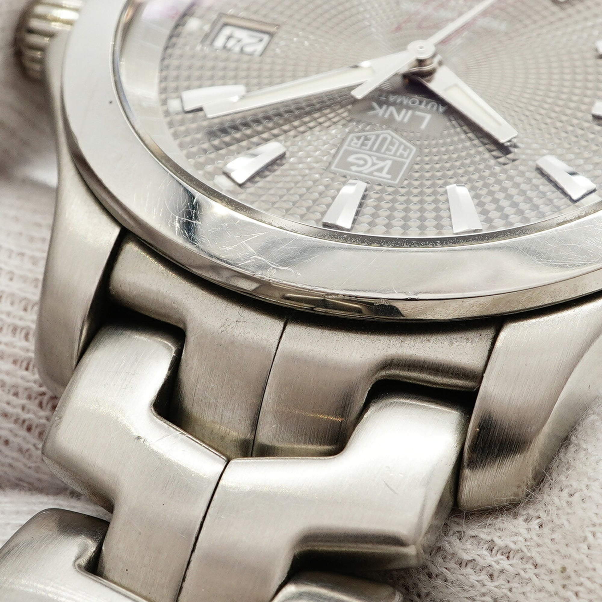 TAG Heuer Link Tiger Woods Limitierte Auflage (5.500 Exemplare) WJF2113 Herrenuhr grauem Zifferblatt