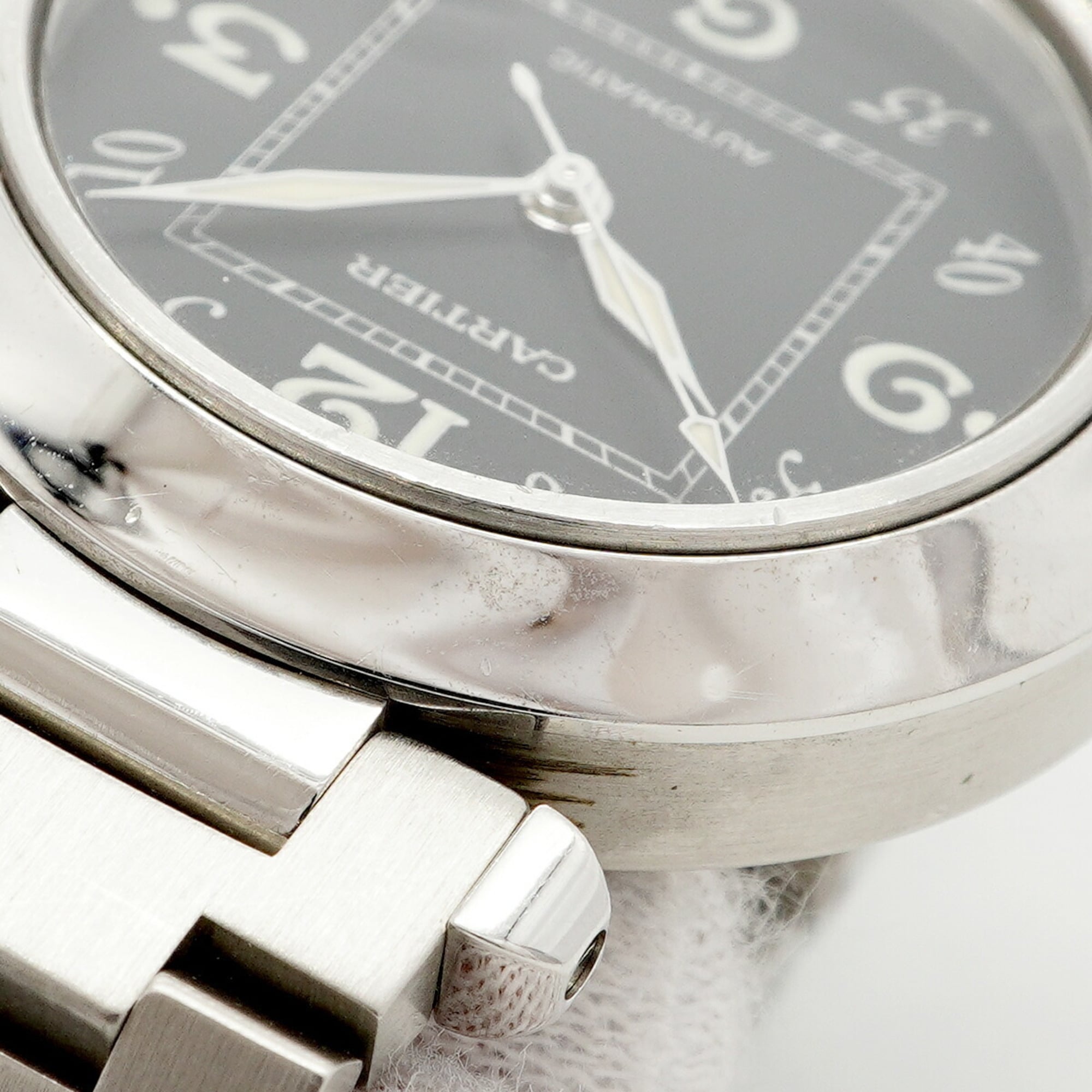 Cartier Pasha W31043M7 Black Dial 35mm Watch