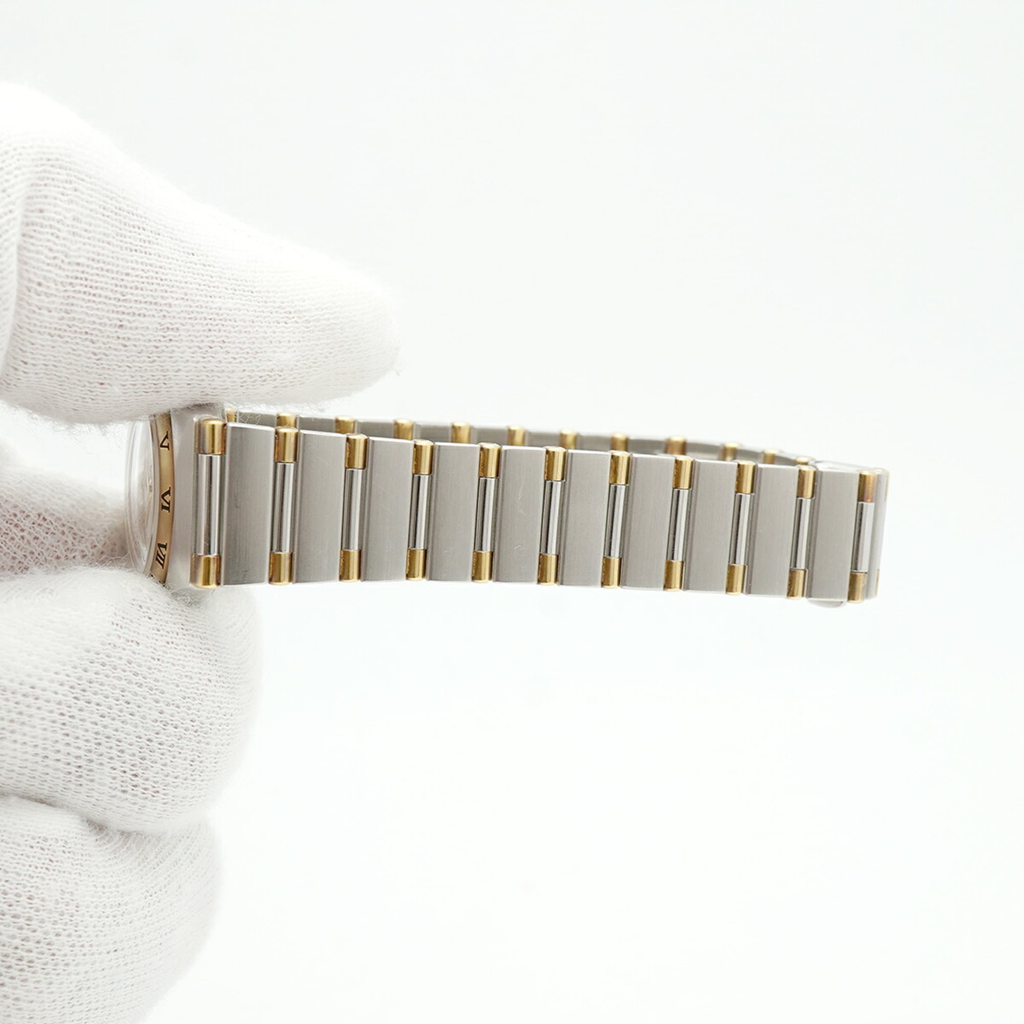 Montre Omega Constellation 1362.7 Blanc avec cadran de 22 mm