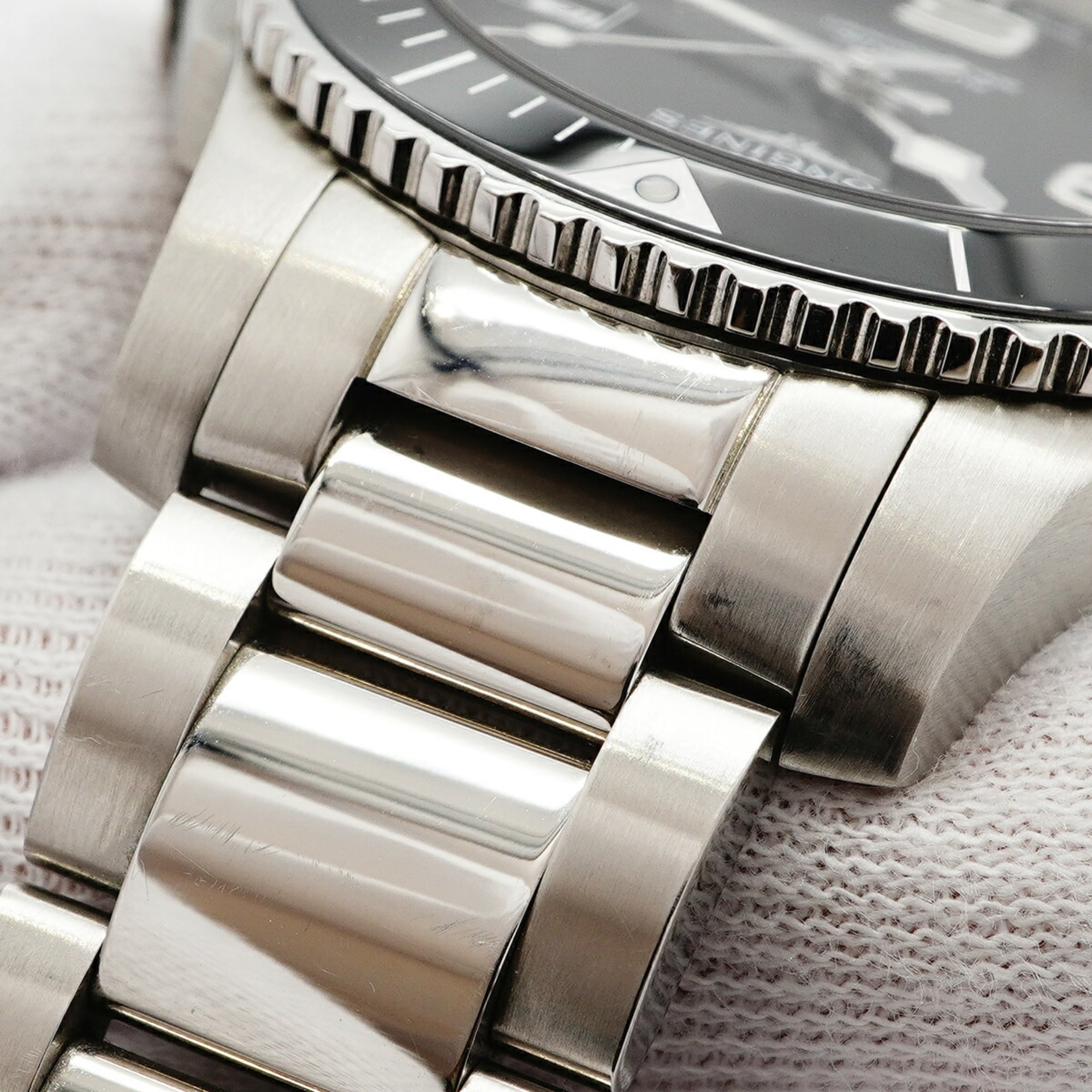 Longines HydroConquest L3.780.4 Black Dial Stainless steel 39mm Watch