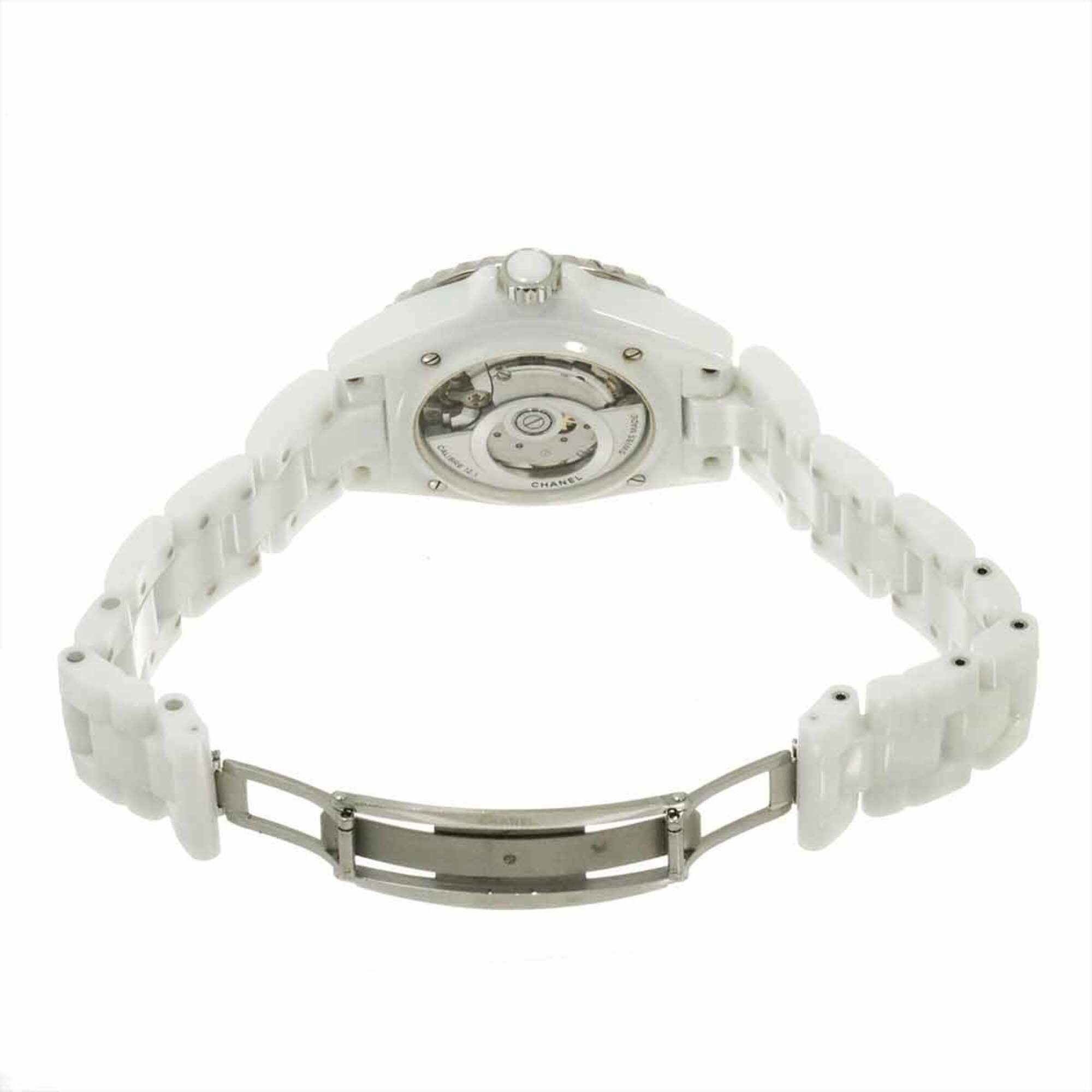 Montre Chanel J12 38 mm H5705 Blanc Cadran 39mm
