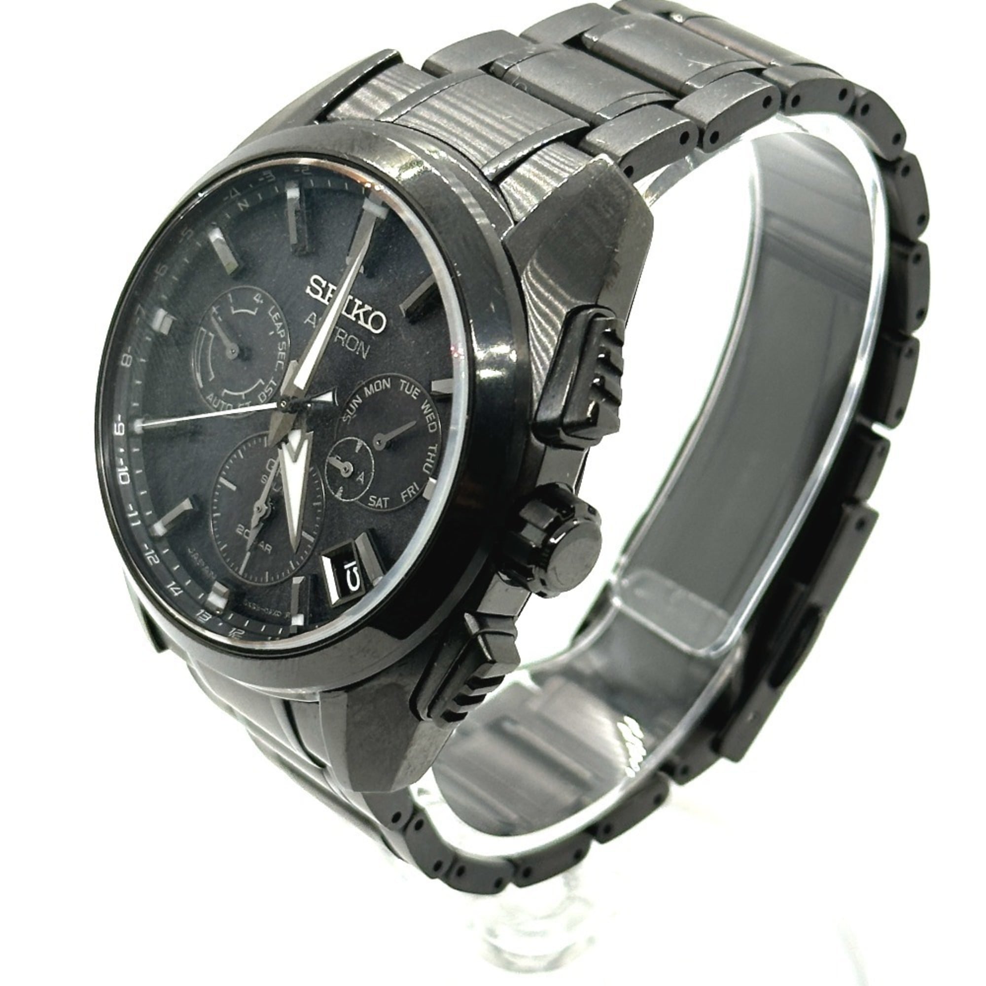 Seiko SBXC069/5X53-0AV0 Astron Global Line Day Date GPS Solar radiogestuurd polshorloge van titanium voor heren, zwart