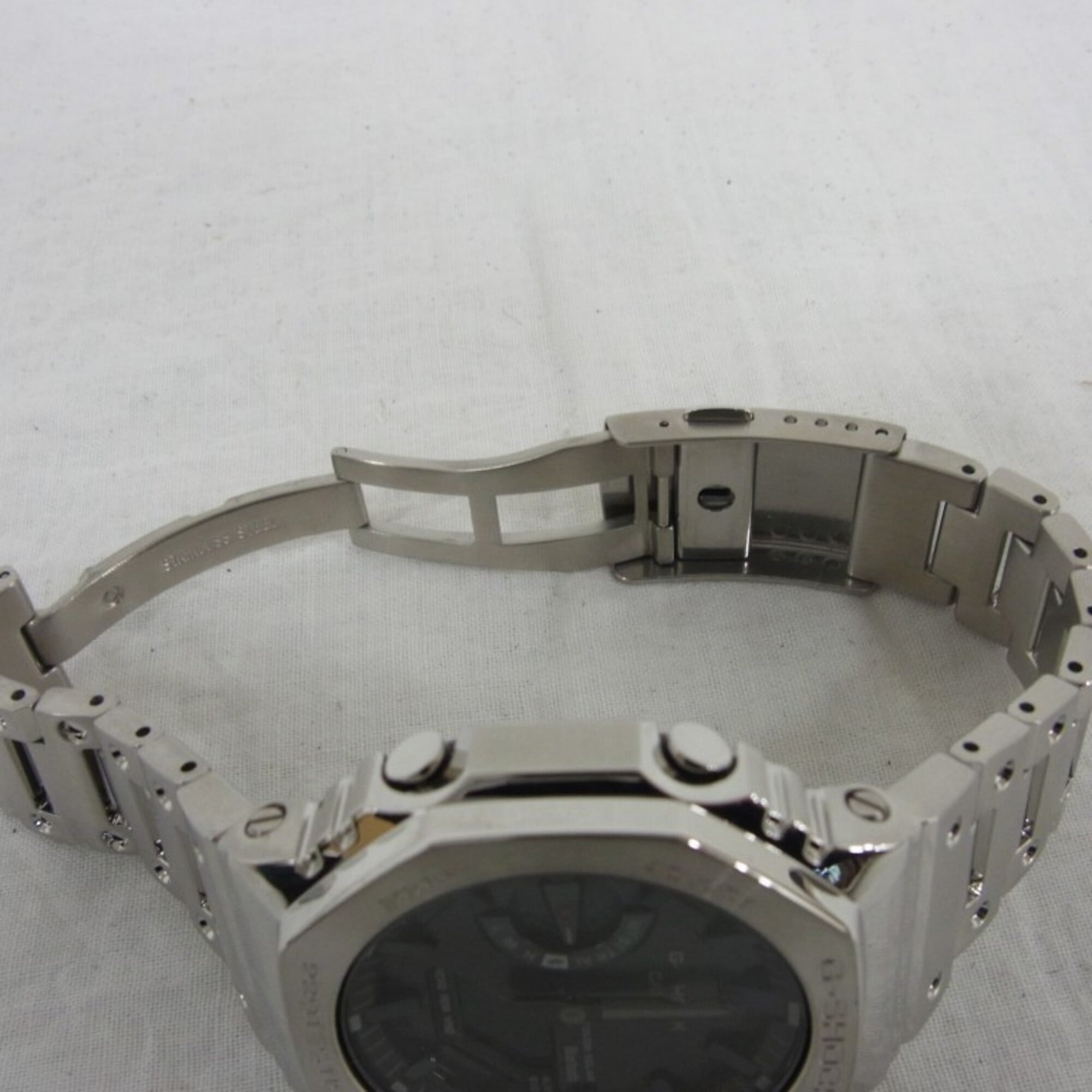 Montre Pour Hommes CASIO G-SHOCK FULL METAL série 2100, modèle GM-B2100SD-1AJF, gris argenté, en acier inoxydable