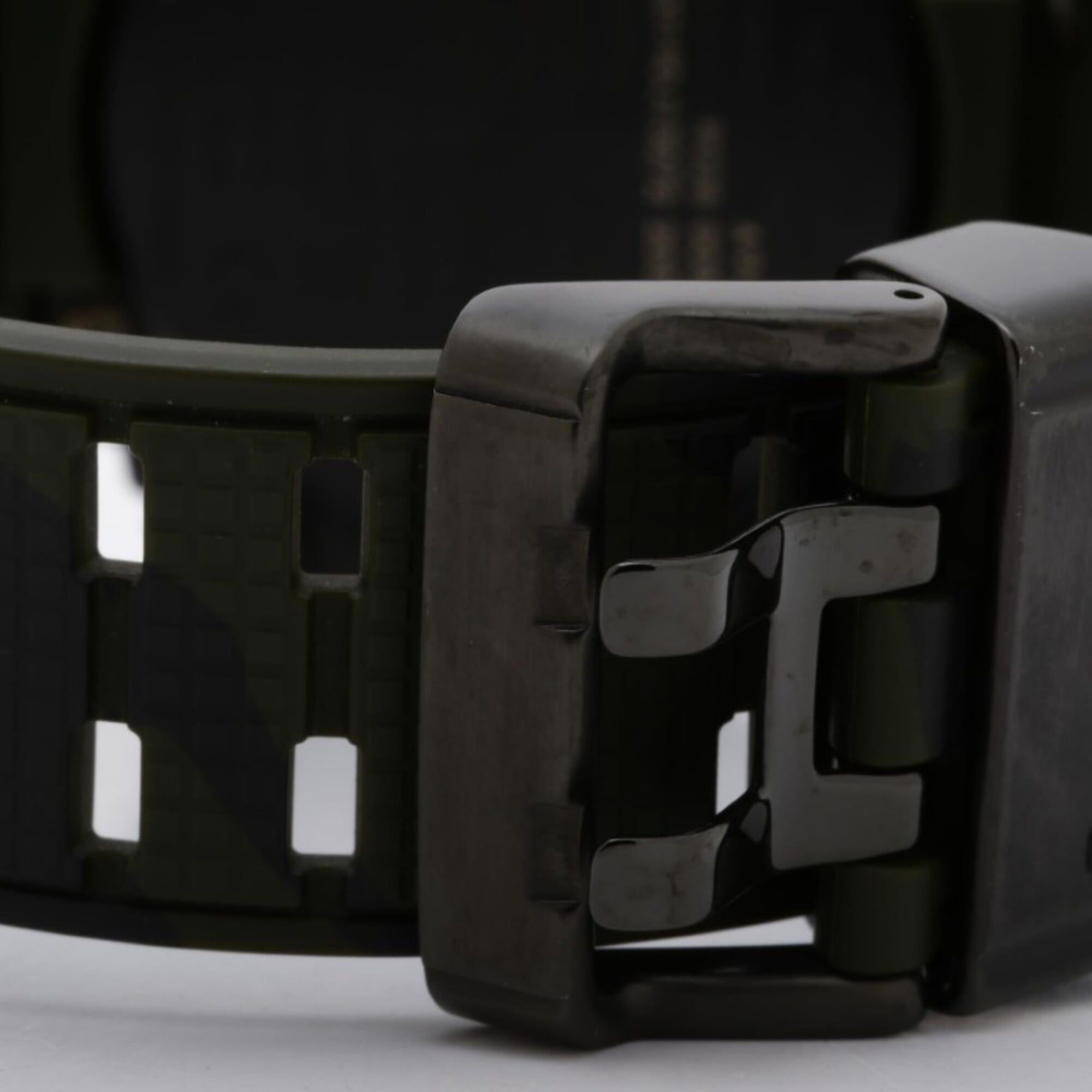 CASIO G-SHOCK G-STEEL GST-B300 Series GST-B300XB-1A3JF Black Khaki Res
