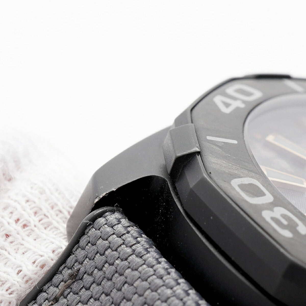 TAG Heuer Aquaracer Calibre 5 Carbon WBD218A Black Dial 41mm Watch
