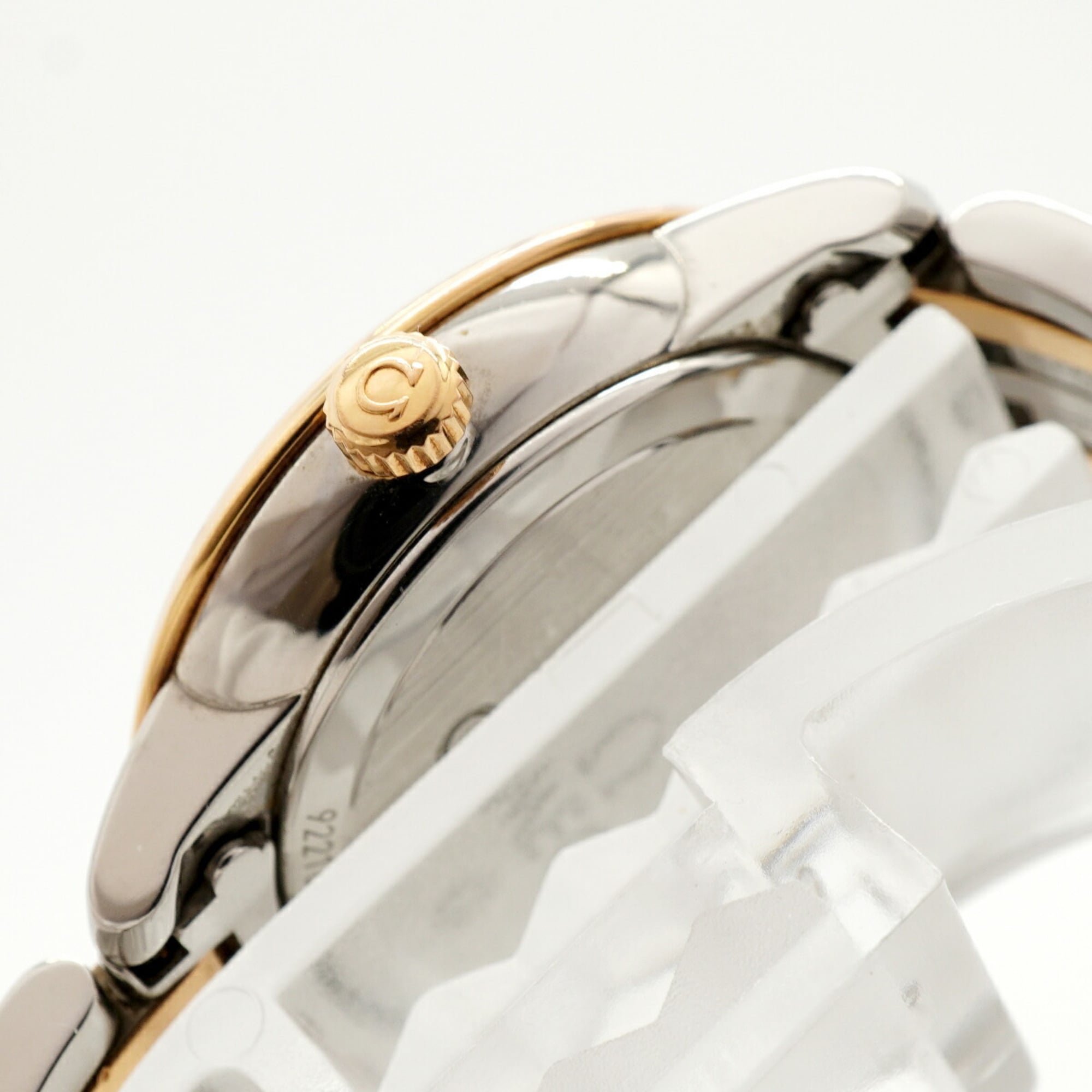 Omega De Ville 424.20.24.60.05.002 White Dial 24mm Watch